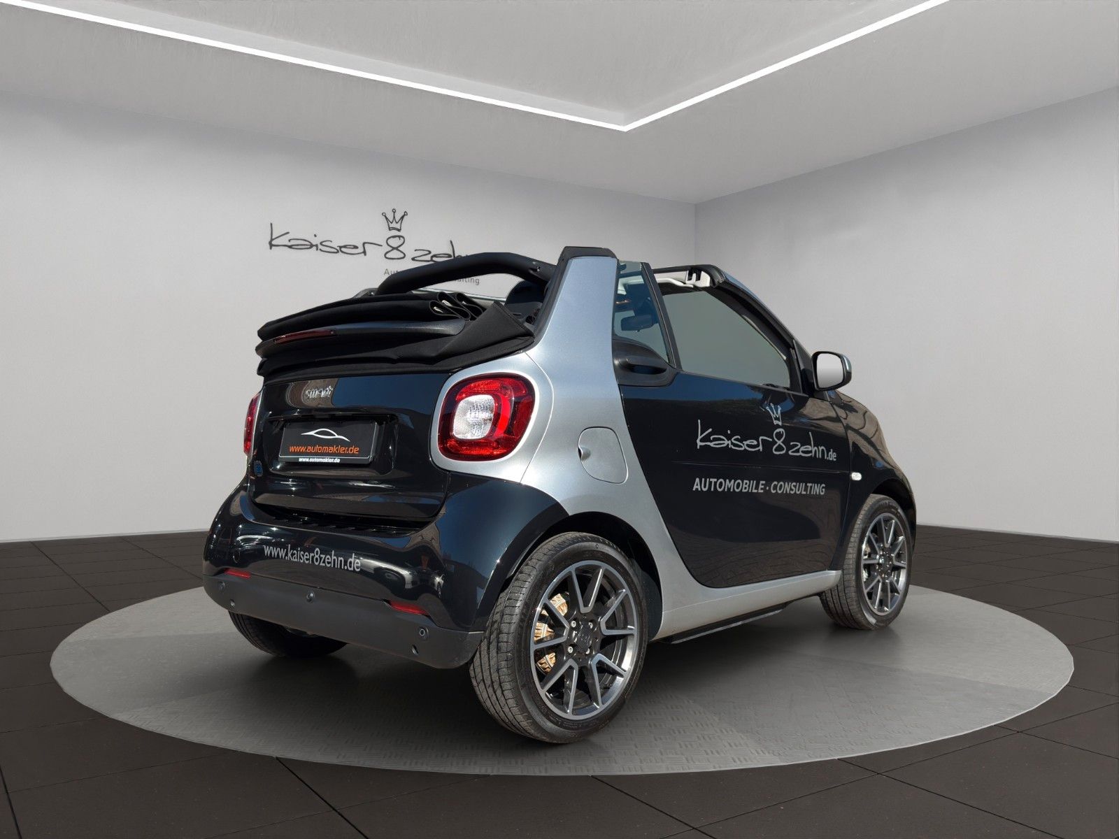 Fahrzeugabbildung Smart ForTwo Cabrio EQ Prime *Leder* *Brabusfelgen*