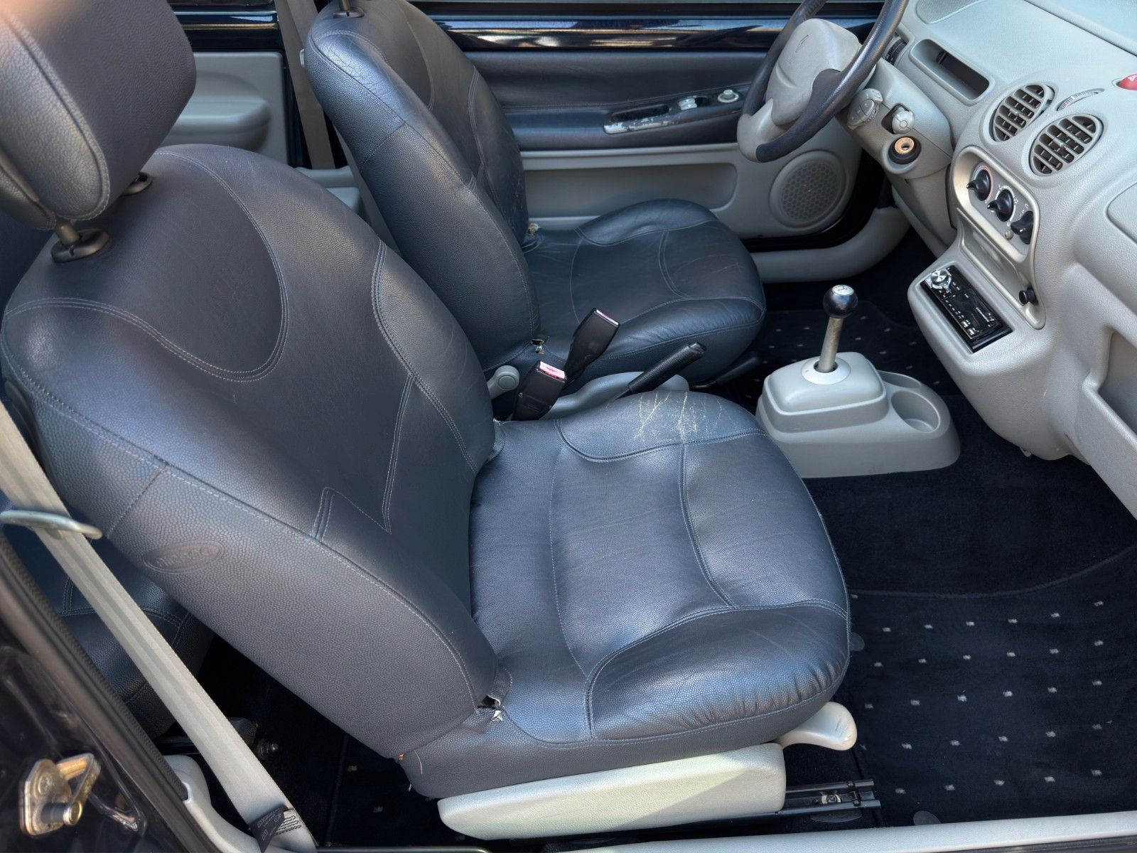Fahrzeugabbildung Renault Twingo 1.2 Initiale *Klima* *3. Hand*