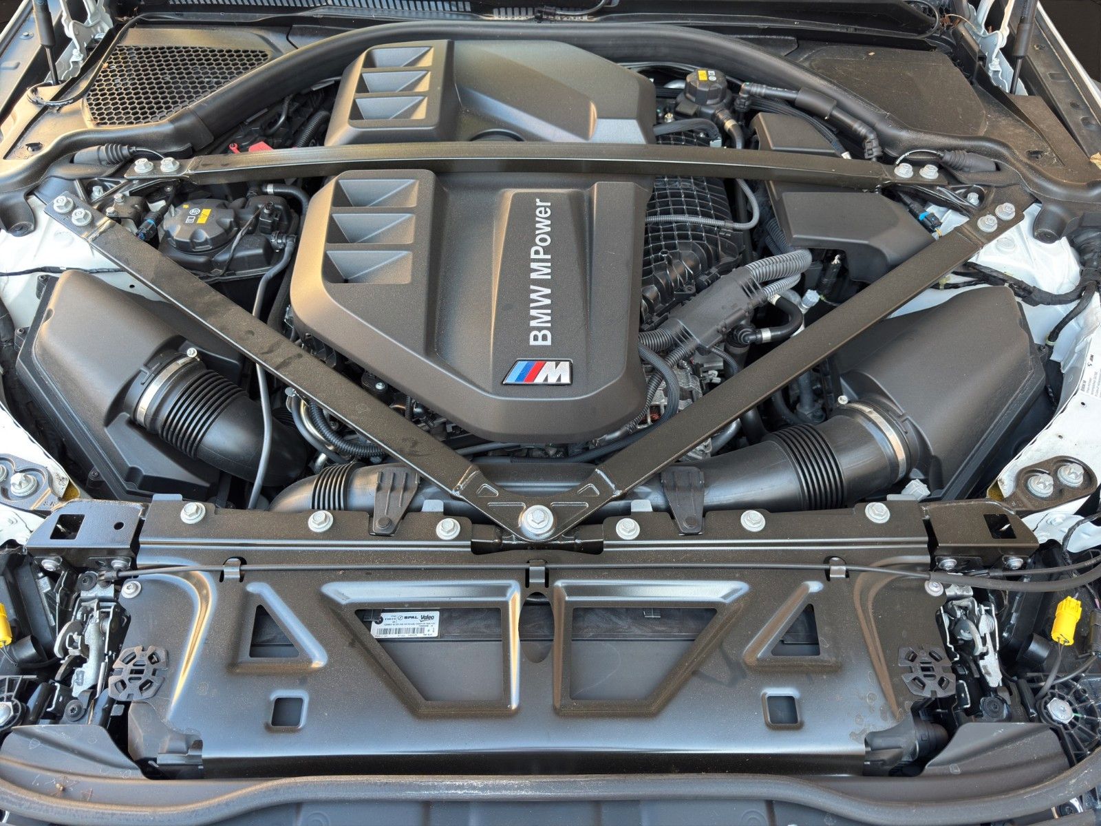 Fahrzeugabbildung BMW M4 Cabriolet xDrive Competition