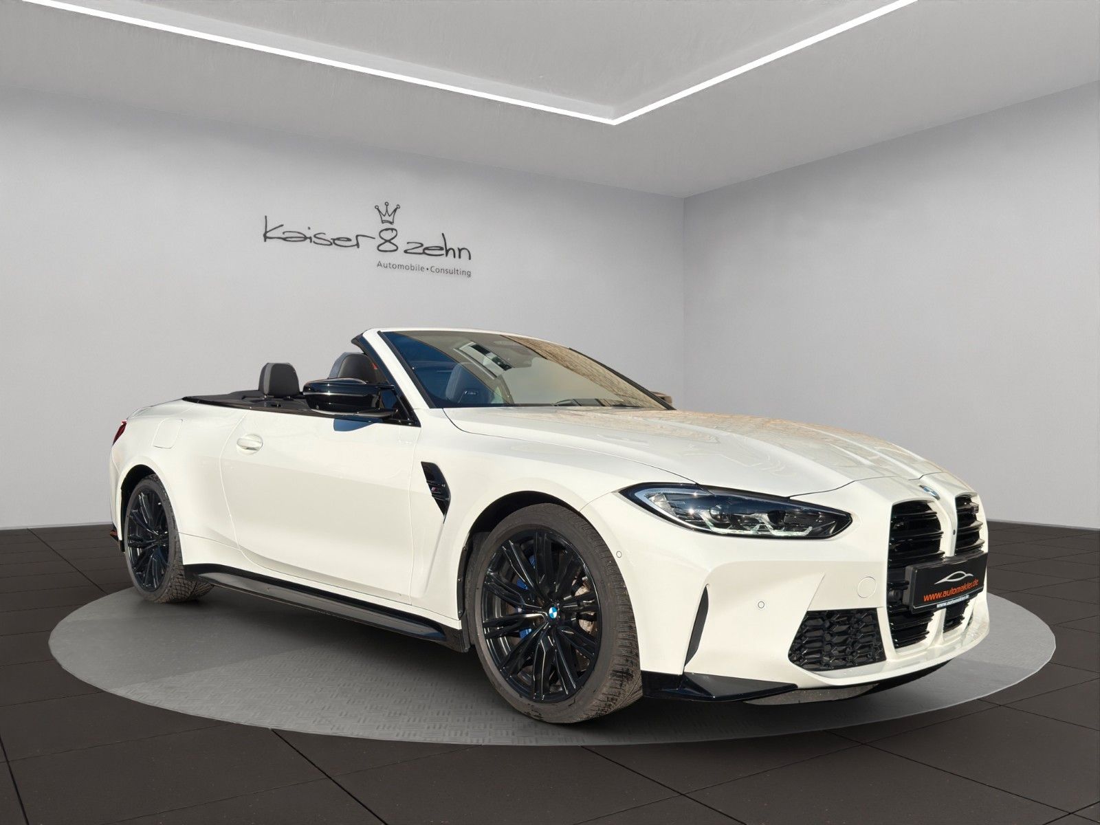 Fahrzeugabbildung BMW M4 Cabriolet xDrive Competition