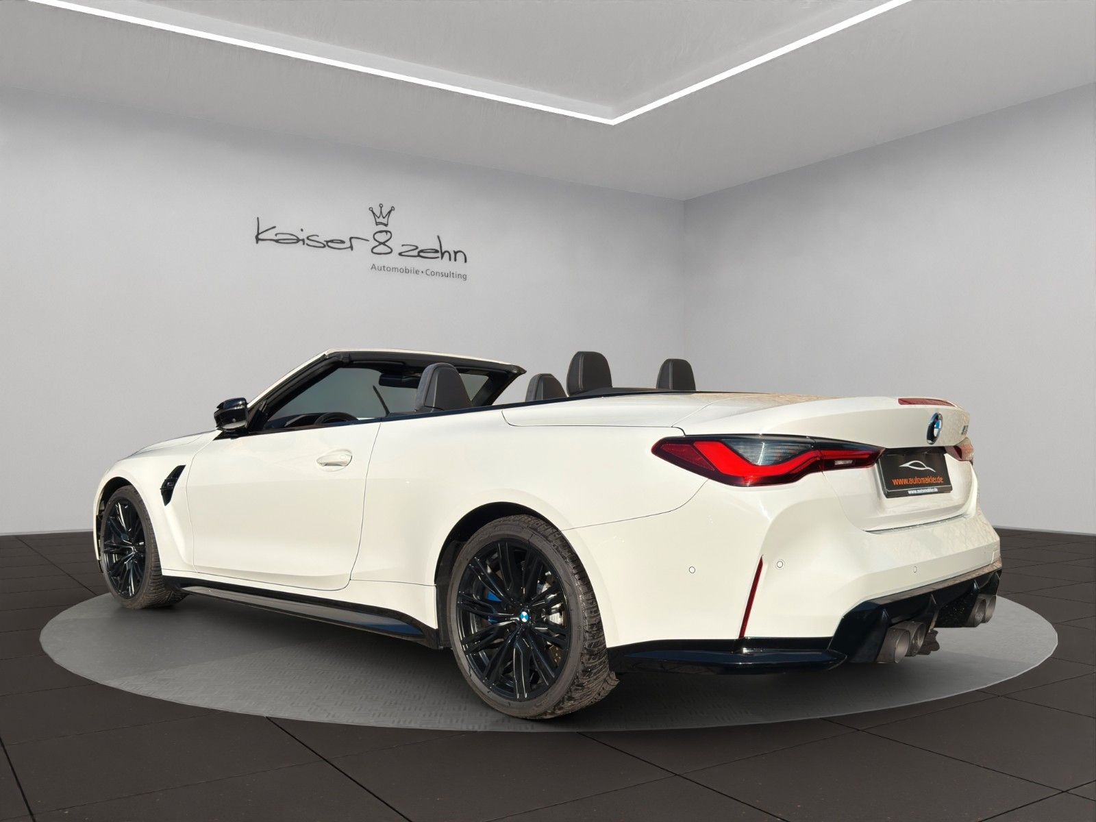 Fahrzeugabbildung BMW M4 Cabriolet xDrive Competition
