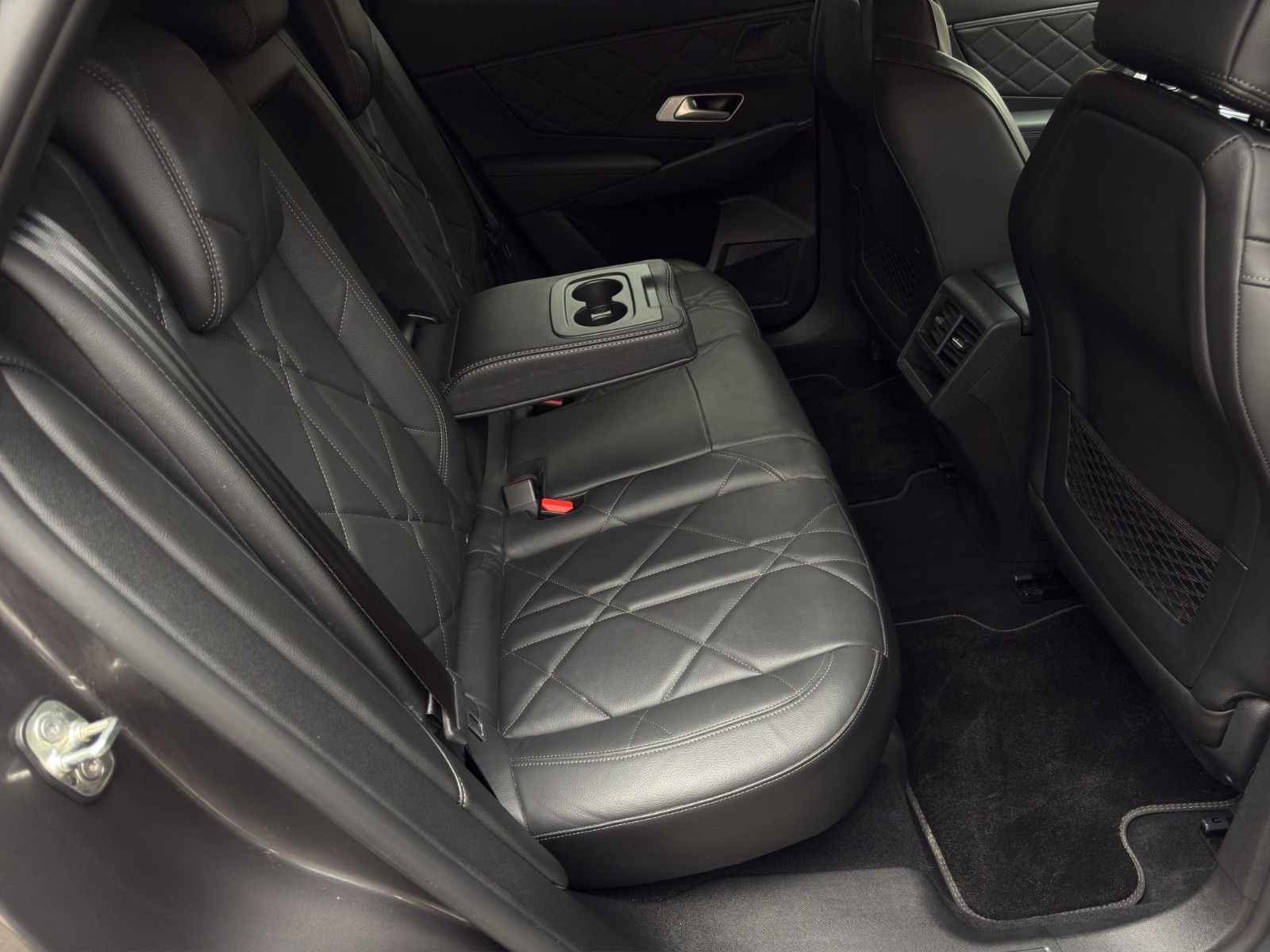 Fahrzeugabbildung DS Automobiles DS7 Crossback BlueHDi 130 Aut. Bastille+