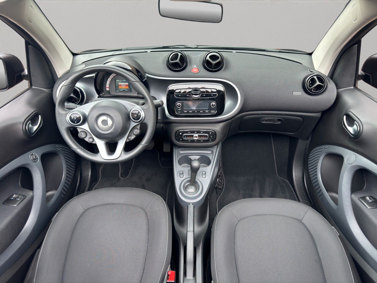 Fahrzeugabbildung Smart ForTwo Cabrio Passion *Bluetooth* *Regensensor*