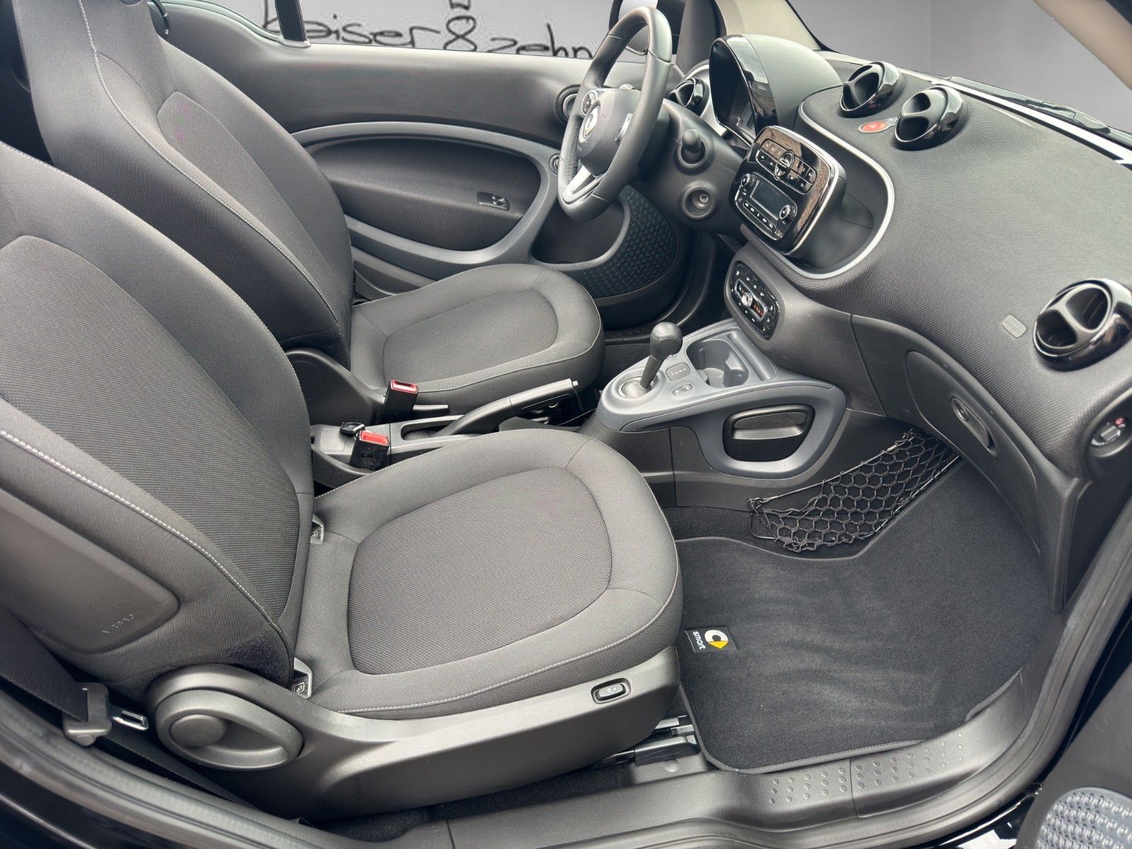 Fahrzeugabbildung Smart ForTwo Cabrio Passion *Bluetooth* *Regensensor*