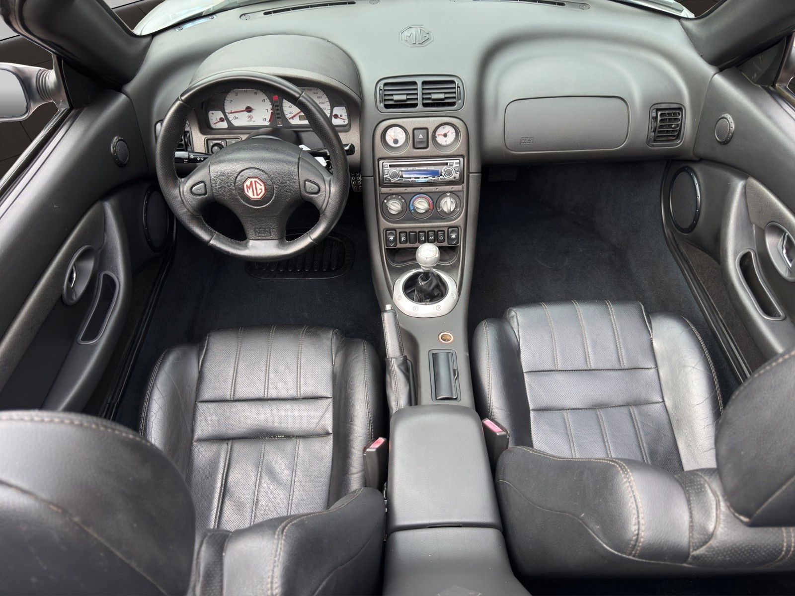 Fahrzeugabbildung MG TF 135