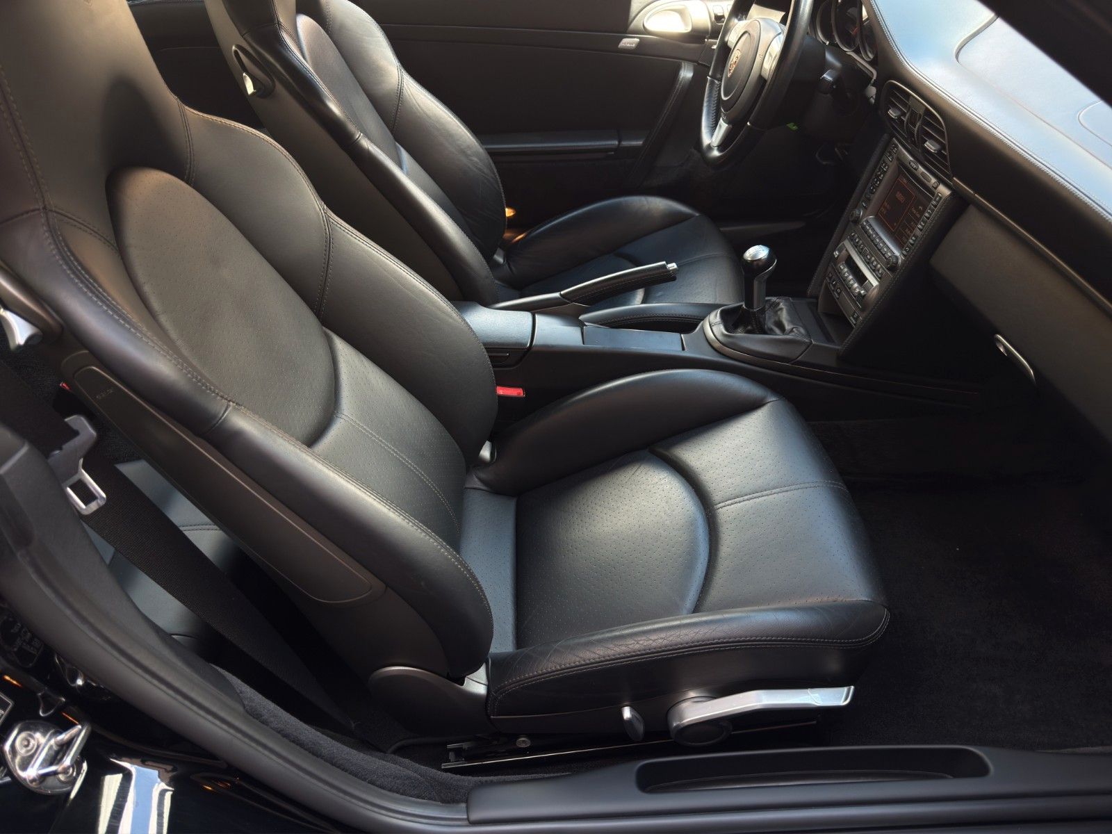 Fahrzeugabbildung Porsche 911 997.1 Carrera 4 Coupe *Lückenlos Scheckheft*