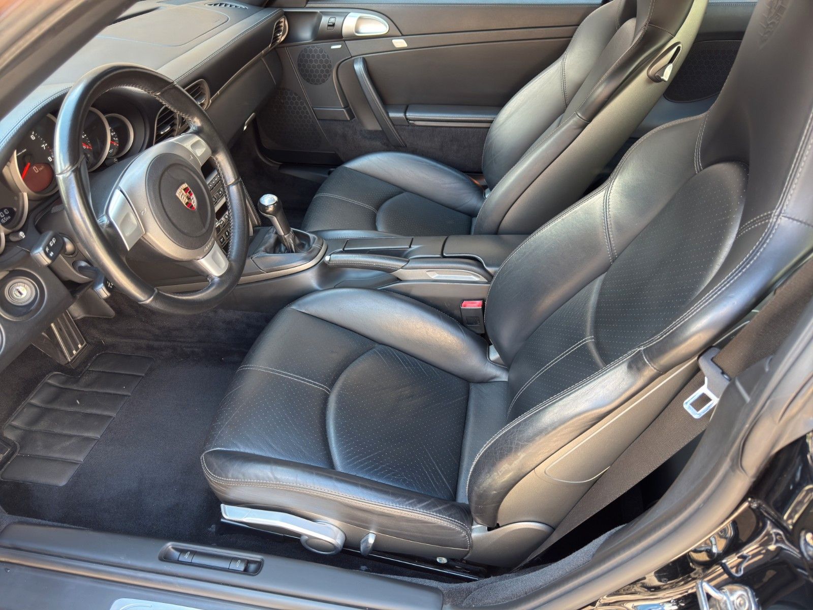 Fahrzeugabbildung Porsche 911 997.1 Carrera 4 Coupe *Lückenlos Scheckheft*