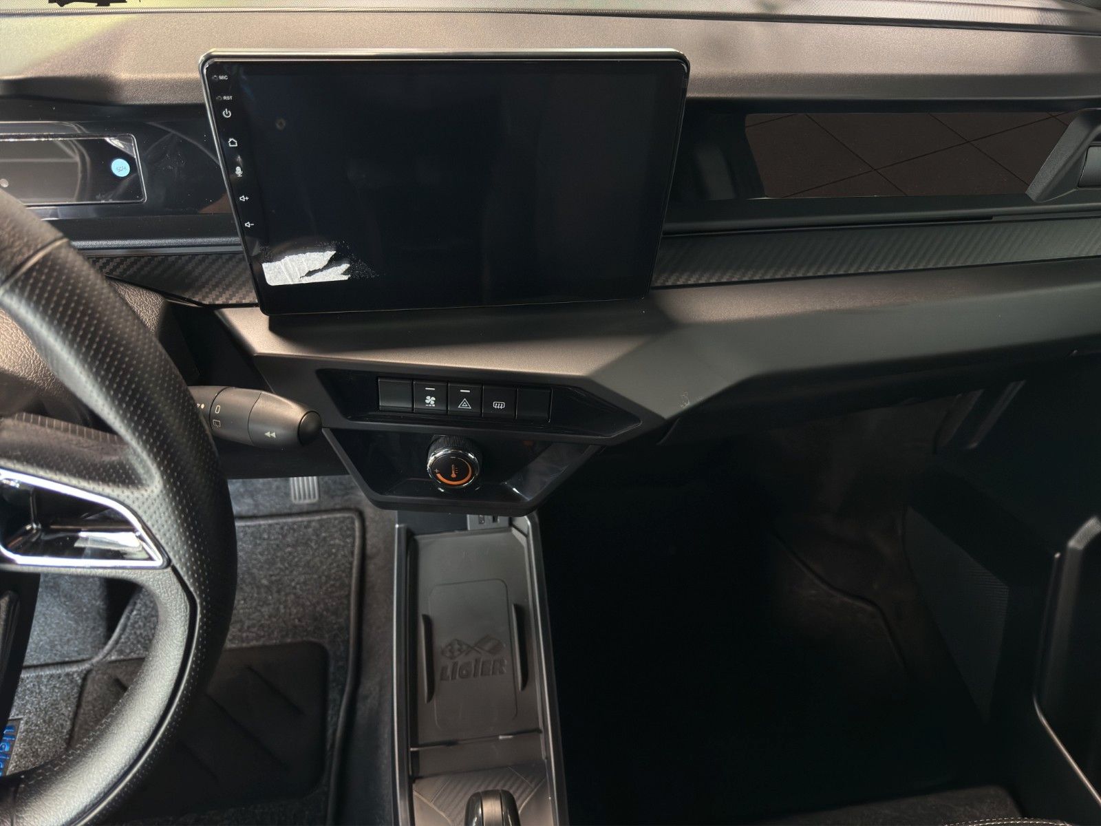 Fahrzeugabbildung Ligier JS 50 Elite *CarPlay* *MJ 2025 sofort*