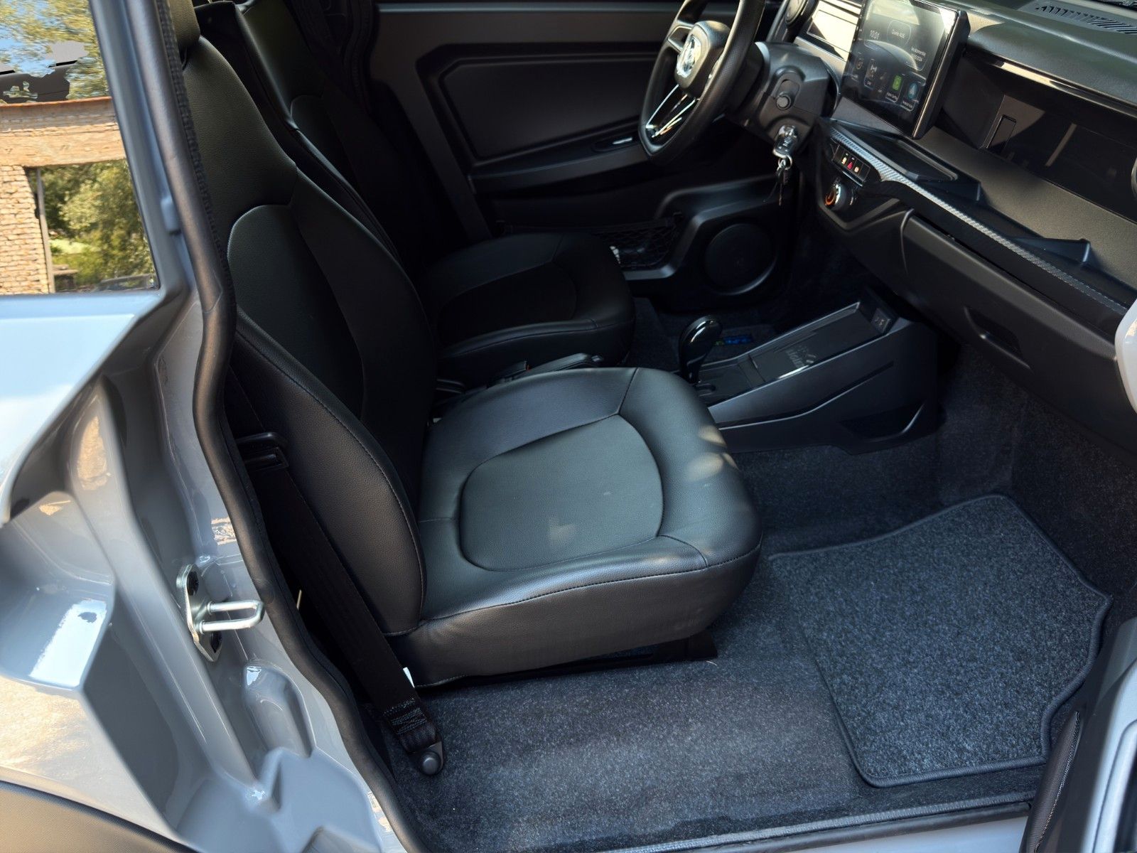 Fahrzeugabbildung Ligier MyLi R.EBEL *CarPlay* MJ 2025 sofort*