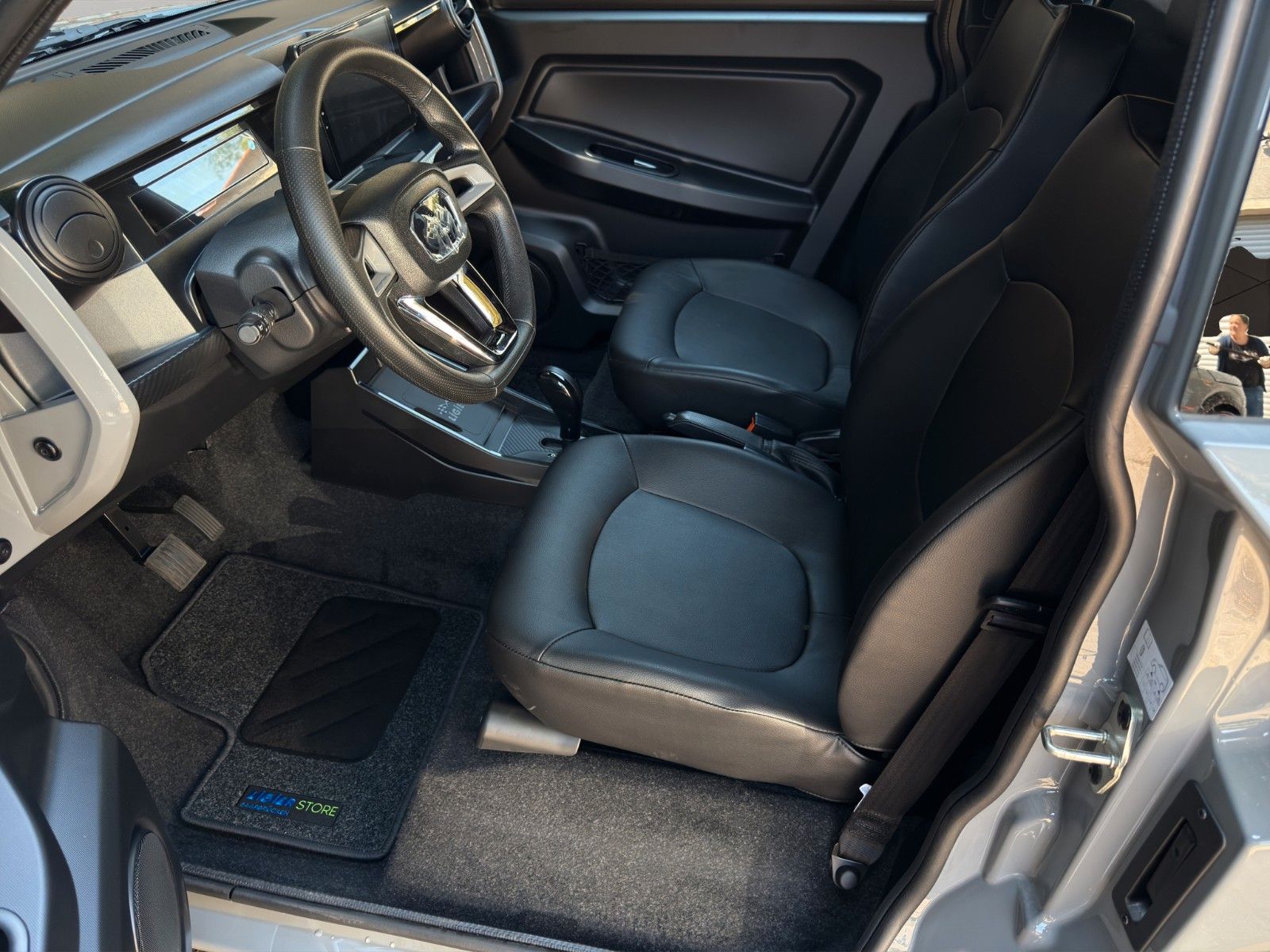 Fahrzeugabbildung Ligier MyLi R.EBEL *CarPlay* MJ 2025 sofort*