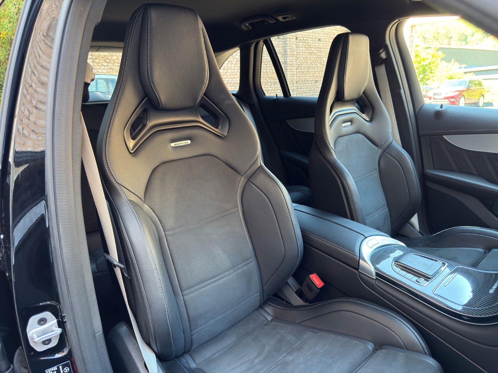 Fahrzeugabbildung Mercedes-Benz GLC 63 AMG S 4Matic *Junge Sterne 10/2026*