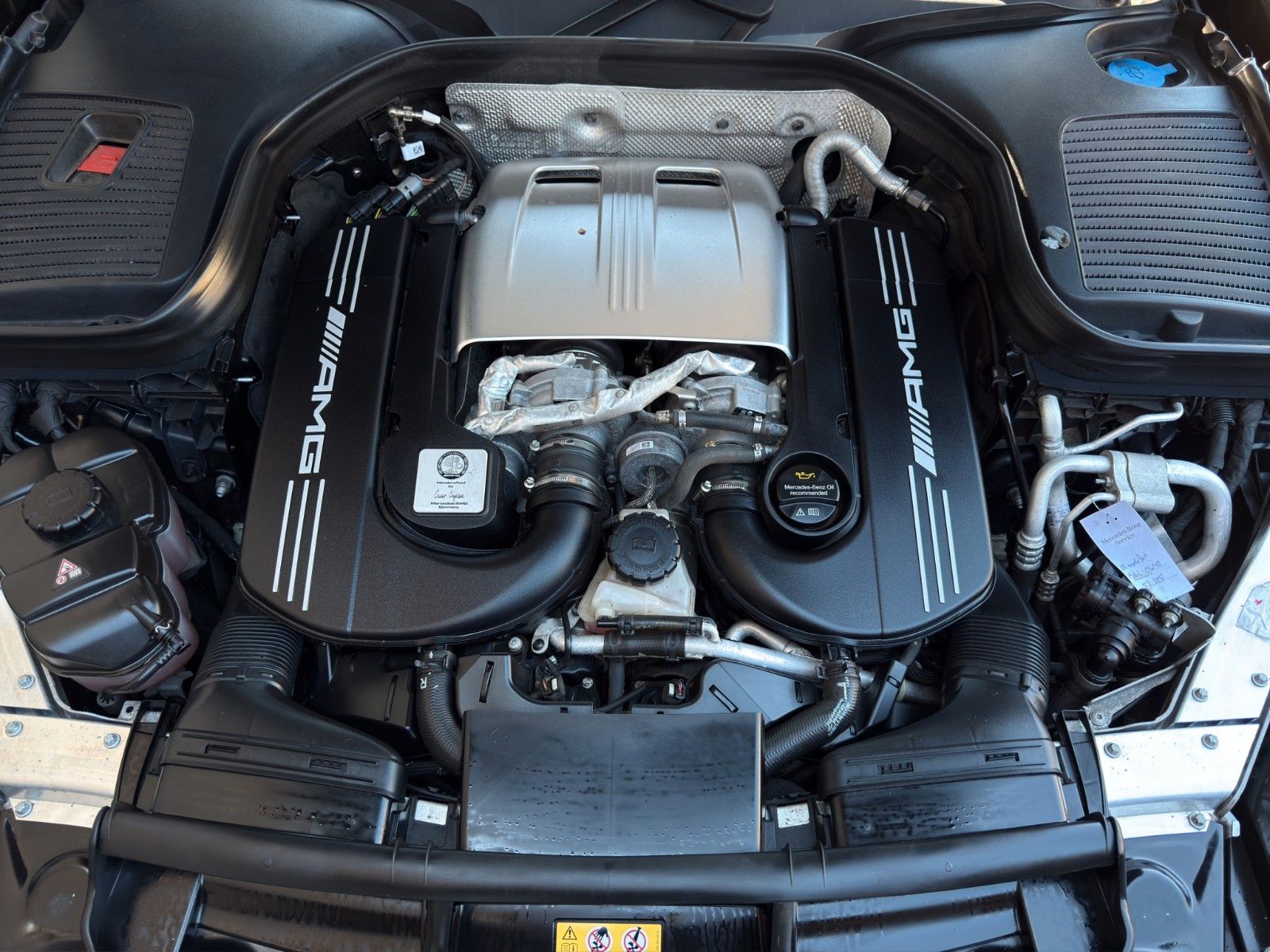 Fahrzeugabbildung Mercedes-Benz GLC 63 AMG S 4Matic *Junge Sterne 10/2026*