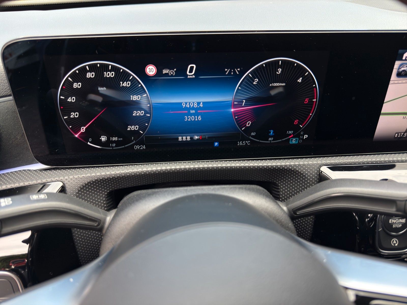 Fahrzeugabbildung Mercedes-Benz A 220 d AMG Line Advanced Plus