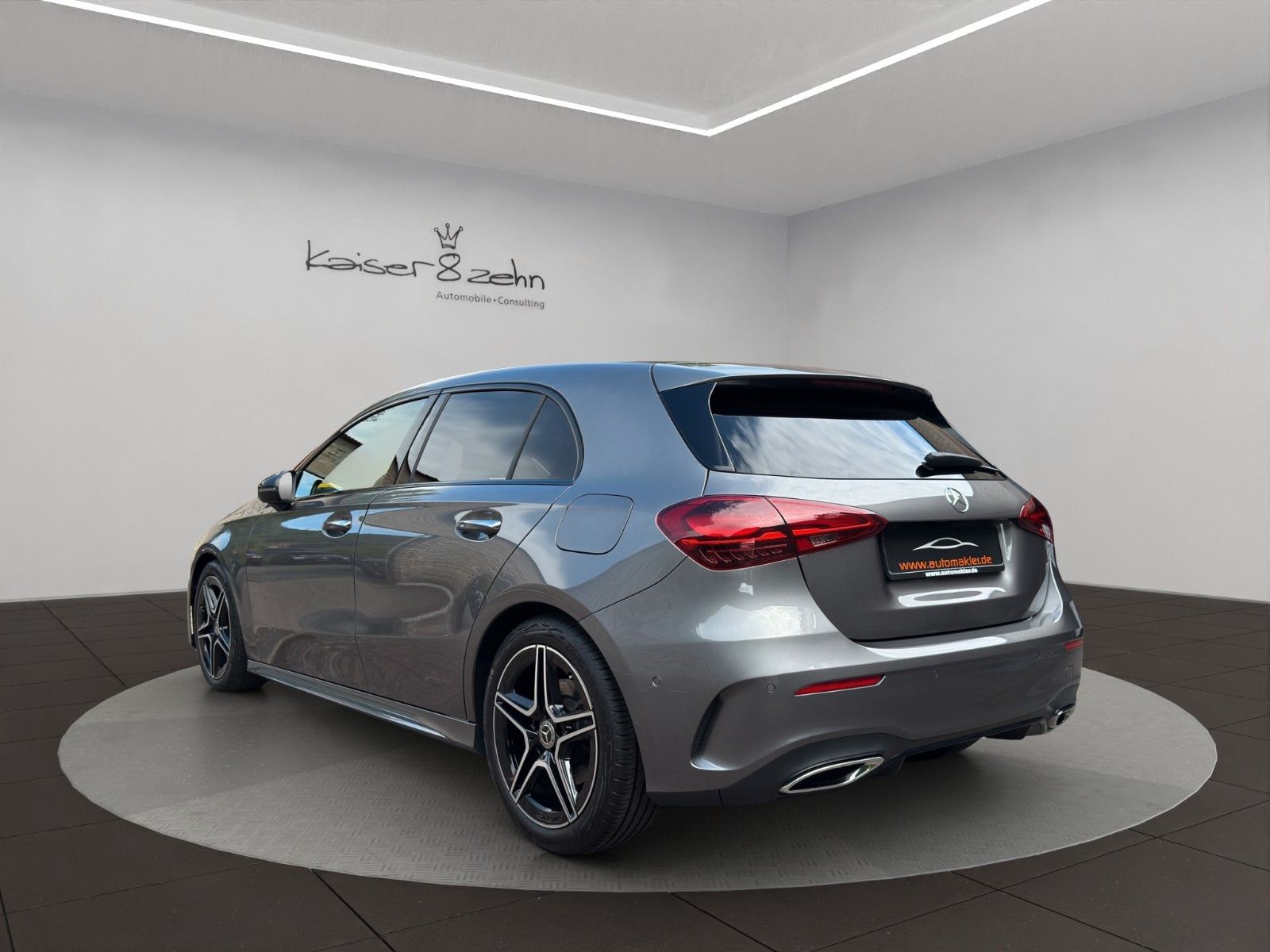 Fahrzeugabbildung Mercedes-Benz A 220 d AMG Line Advanced Plus