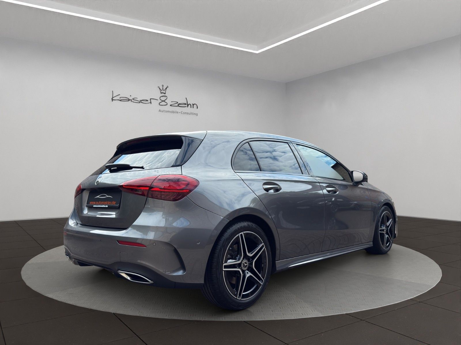 Fahrzeugabbildung Mercedes-Benz A 220 d AMG Line Advanced Plus