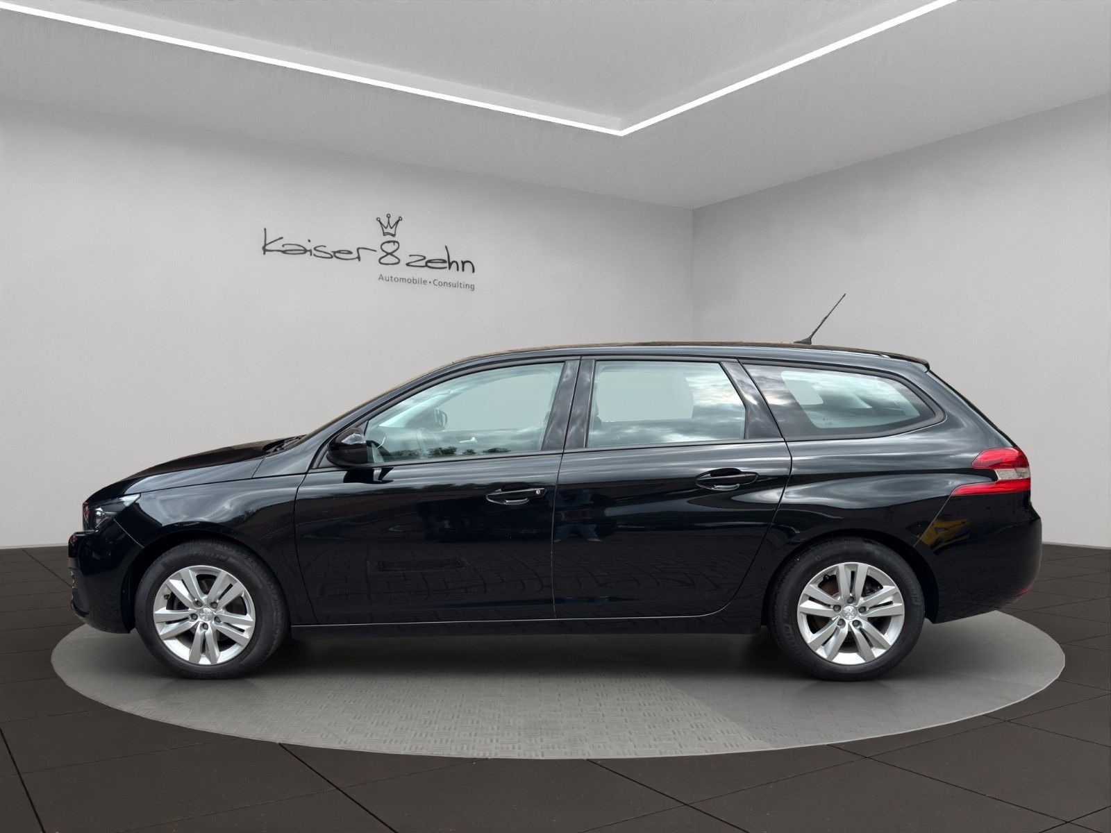 Fahrzeugabbildung Peugeot 308 SW PureTech 130 Active Pack *PDC*
