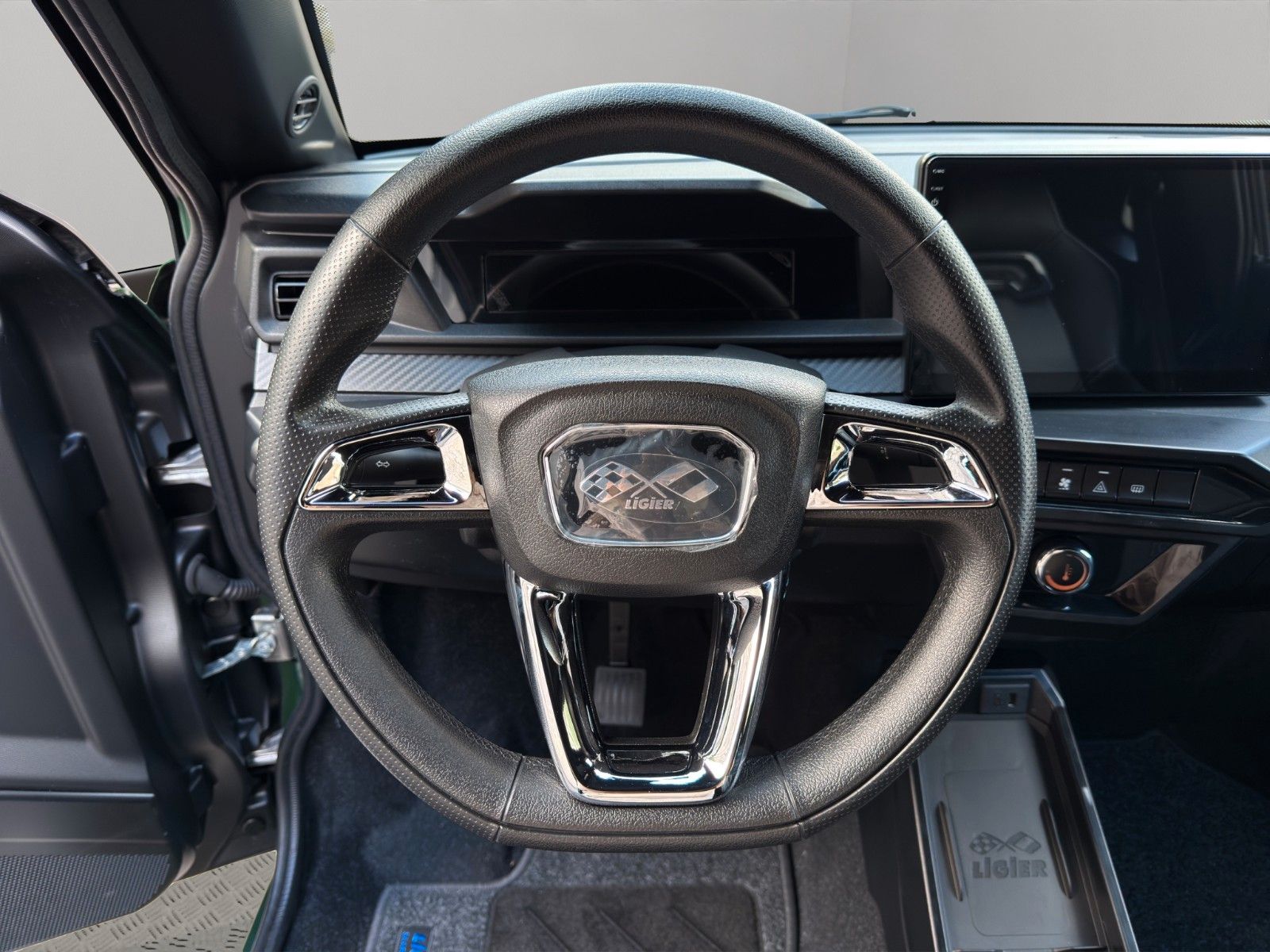 Fahrzeugabbildung Ligier JS 50 D Elite E5+ *CarPlay* *MJ 2025 Sofort*
