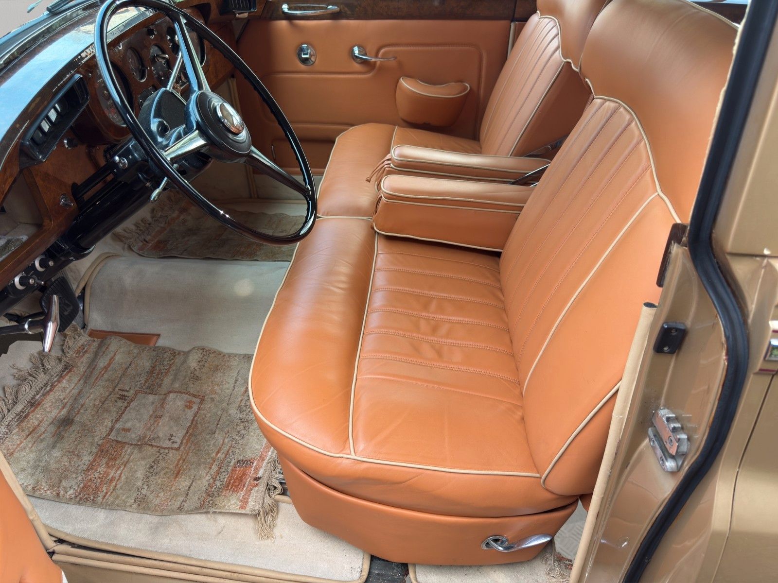 Fahrzeugabbildung Rolls-Royce Silver Cloud II *Classic Data 2-*