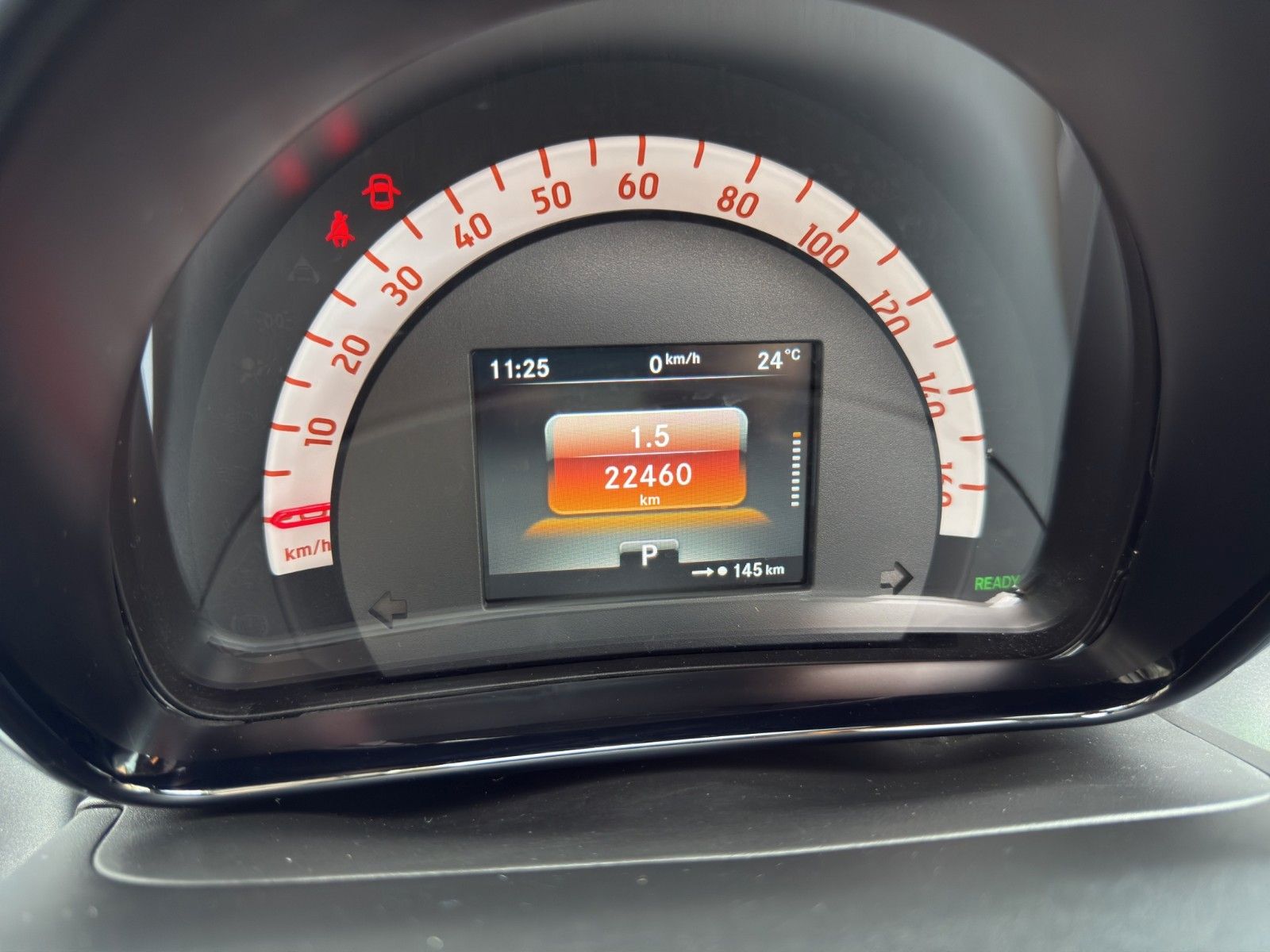 Fahrzeugabbildung Smart ForFour EQ Passion *Faltdach*