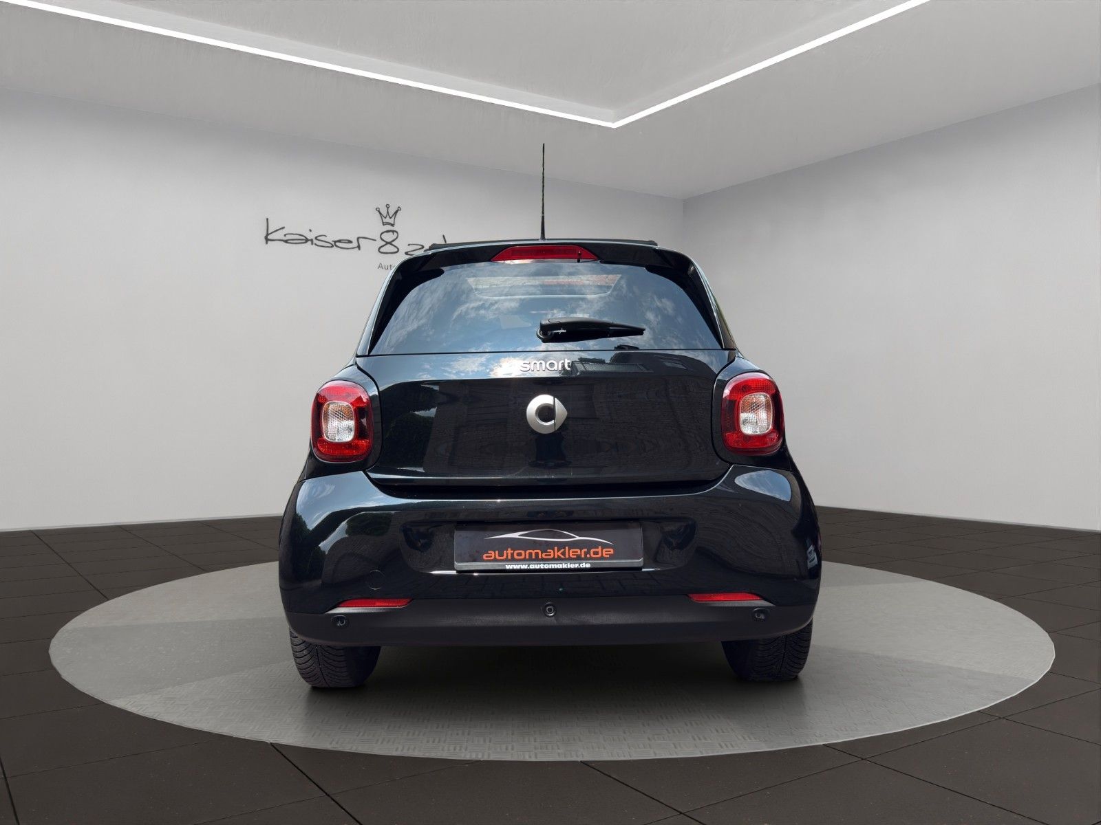 Fahrzeugabbildung Smart ForFour EQ Passion *Faltdach*