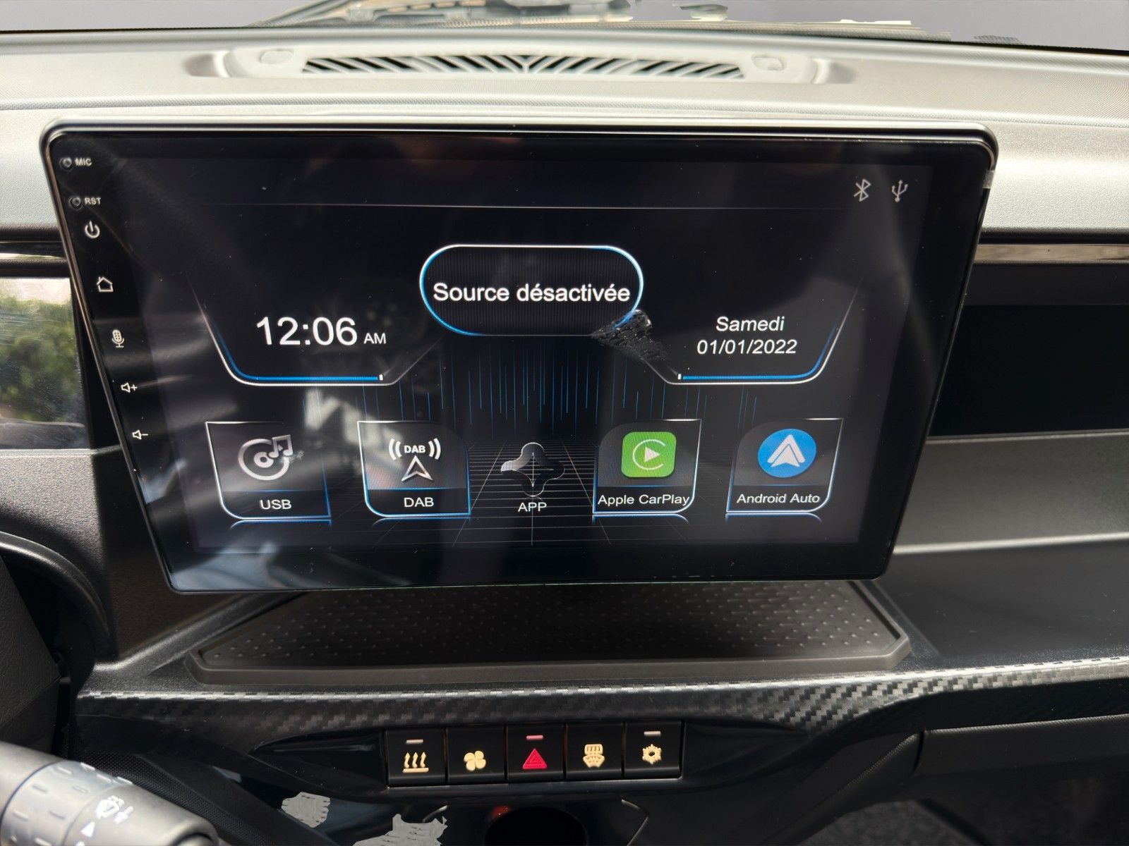 Fahrzeugabbildung Ligier MyLi E.PIC 12KW *CarPlay* *Rückfahrkamera*