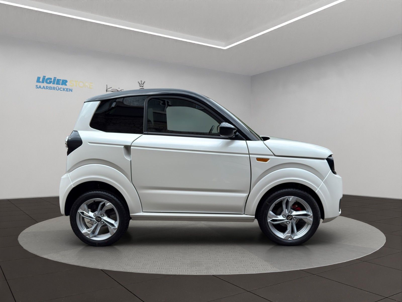 Fahrzeugabbildung Ligier MyLi E.PIC 12KW *CarPlay* *Rückfahrkamera*