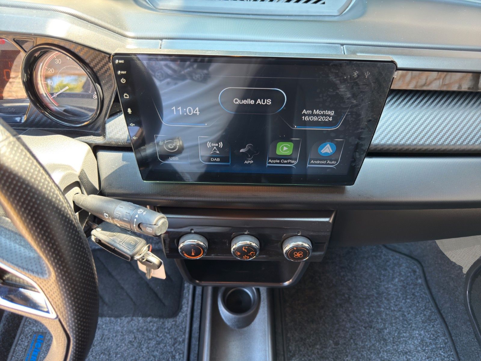 Fahrzeugabbildung Ligier JS 50 C Sport Pack *CarPlay*