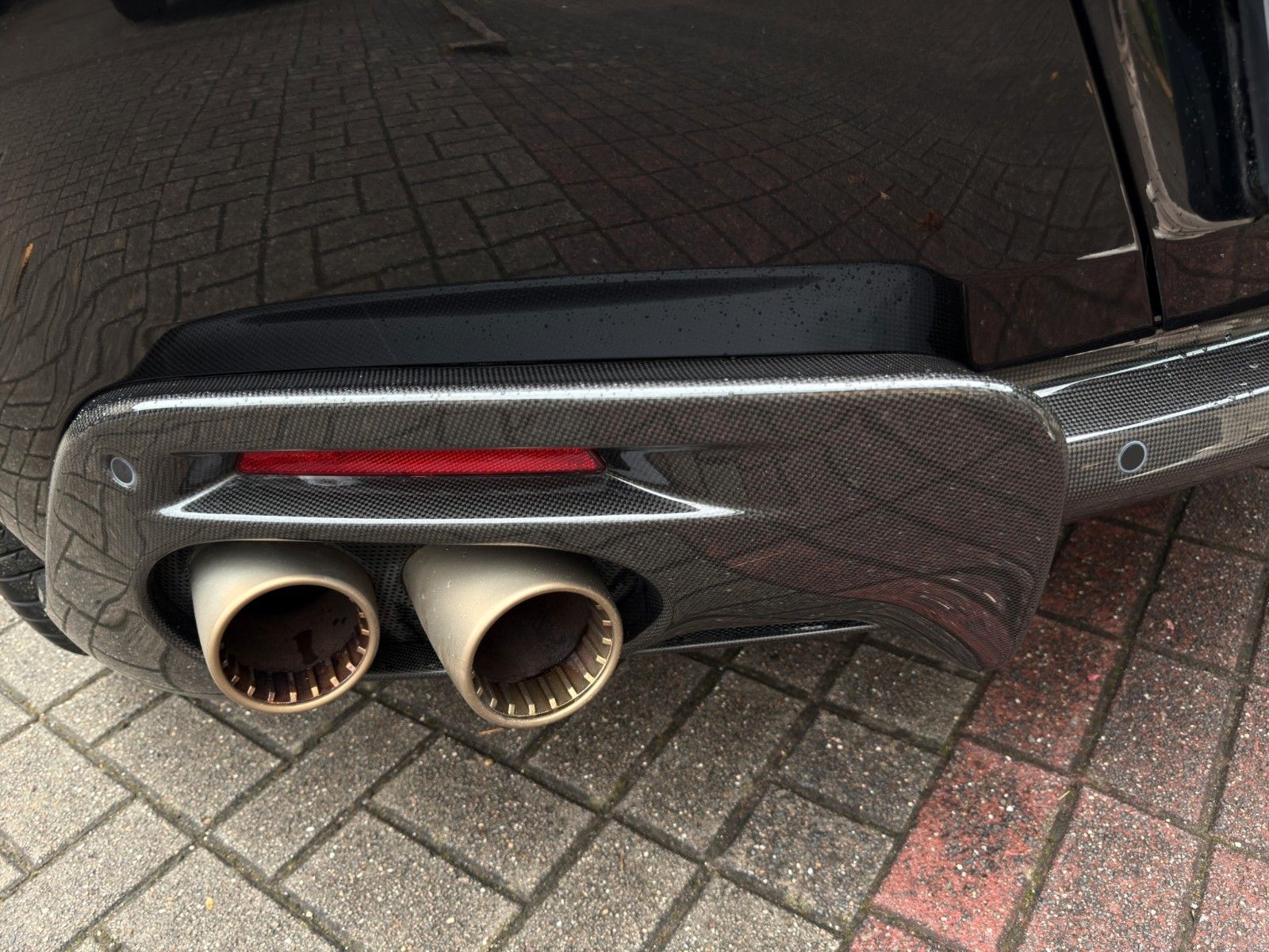 Fahrzeugabbildung Ferrari Roma 3.9 T V8 DCT *Carbon-Paket* *BOSE*