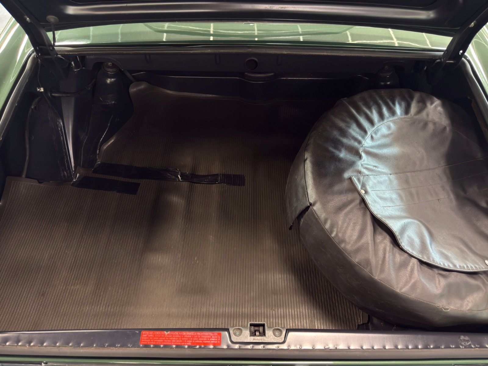 Fahrzeugabbildung Mercedes-Benz 280 SL Pagode *Classic Data Note 2+*