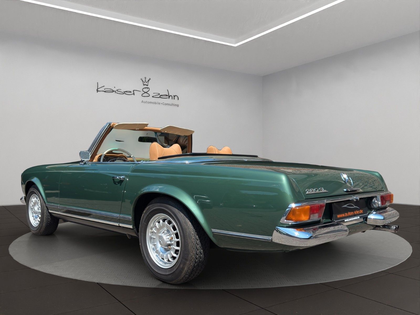 Fahrzeugabbildung Mercedes-Benz 280 SL Pagode *Classic Data Note 2+*