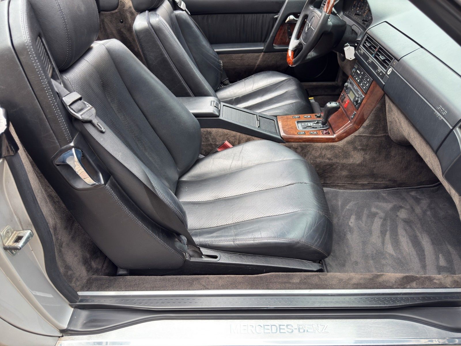 Fahrzeugabbildung Mercedes-Benz SL 320 R129 *Teilrestauriert*