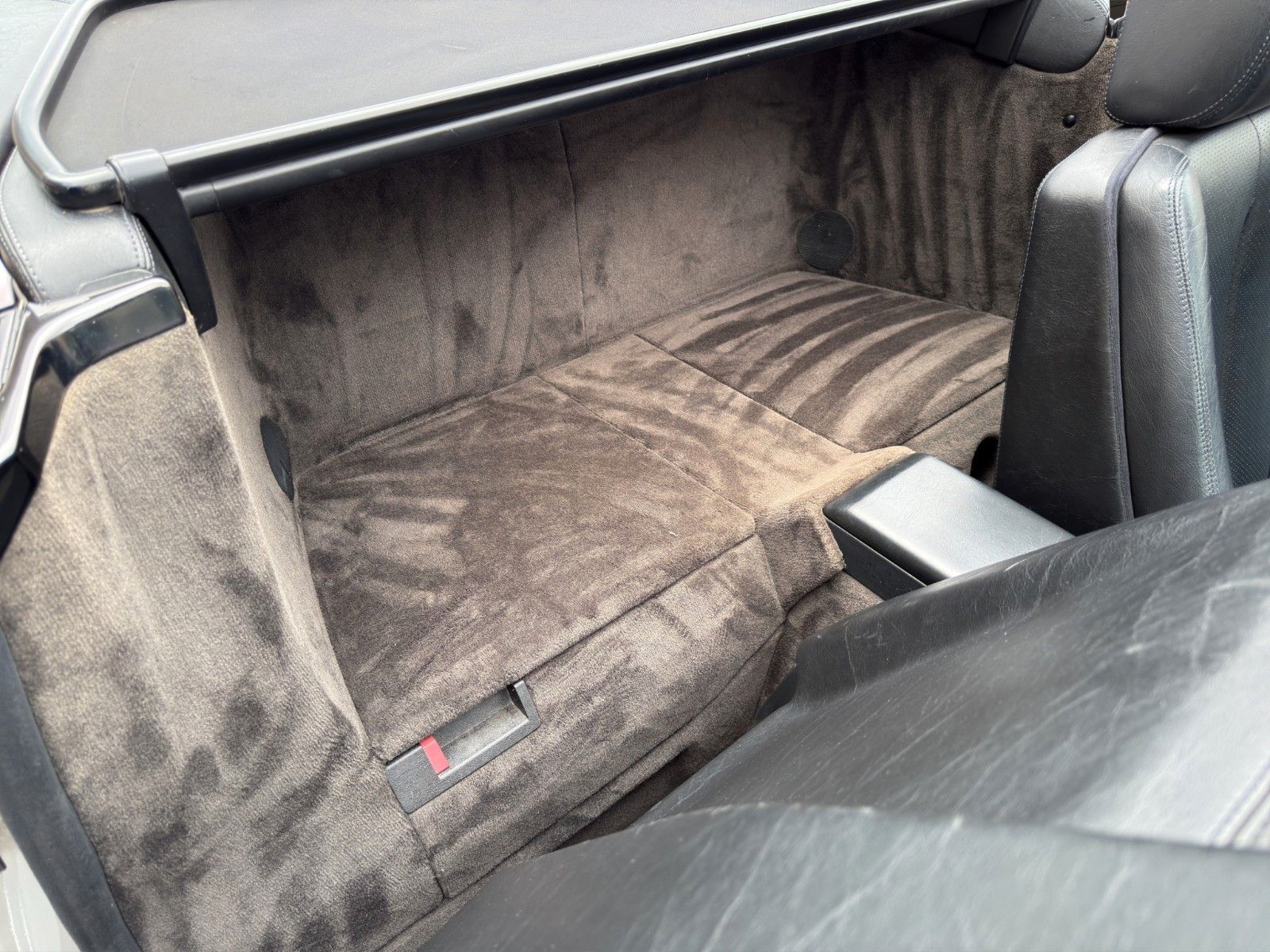 Fahrzeugabbildung Mercedes-Benz SL 320 R129 *Teilrestauriert*