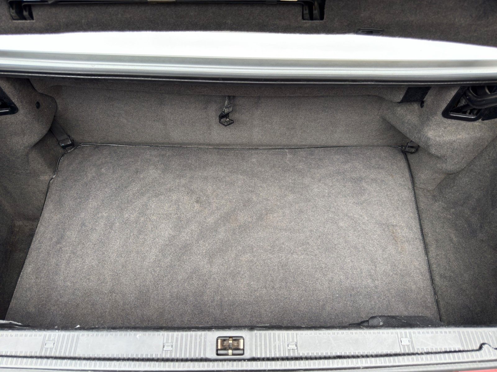 Fahrzeugabbildung Mercedes-Benz SL 320 R129 *Teilrestauriert*