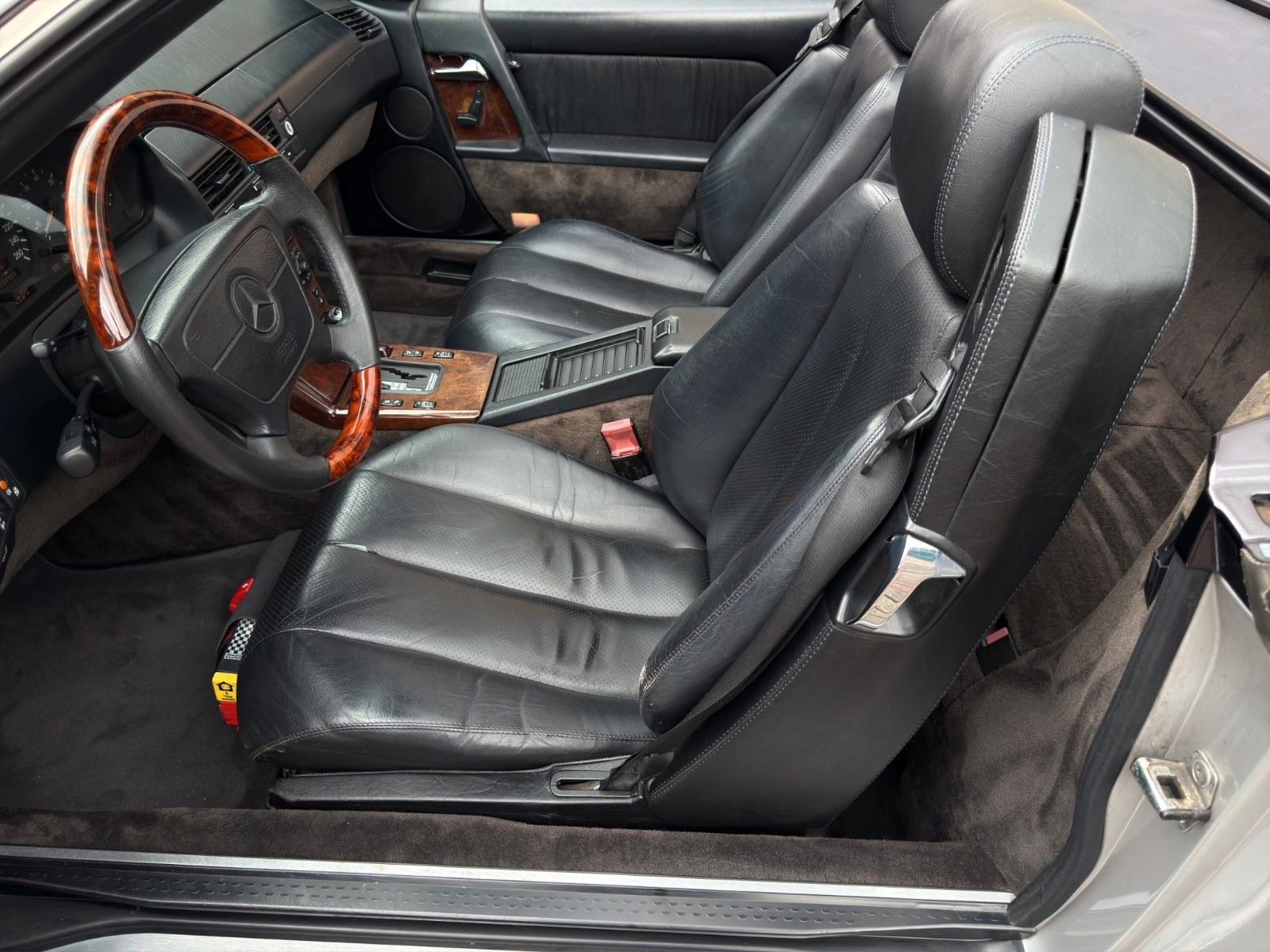 Fahrzeugabbildung Mercedes-Benz SL 320 R129 *Teilrestauriert*