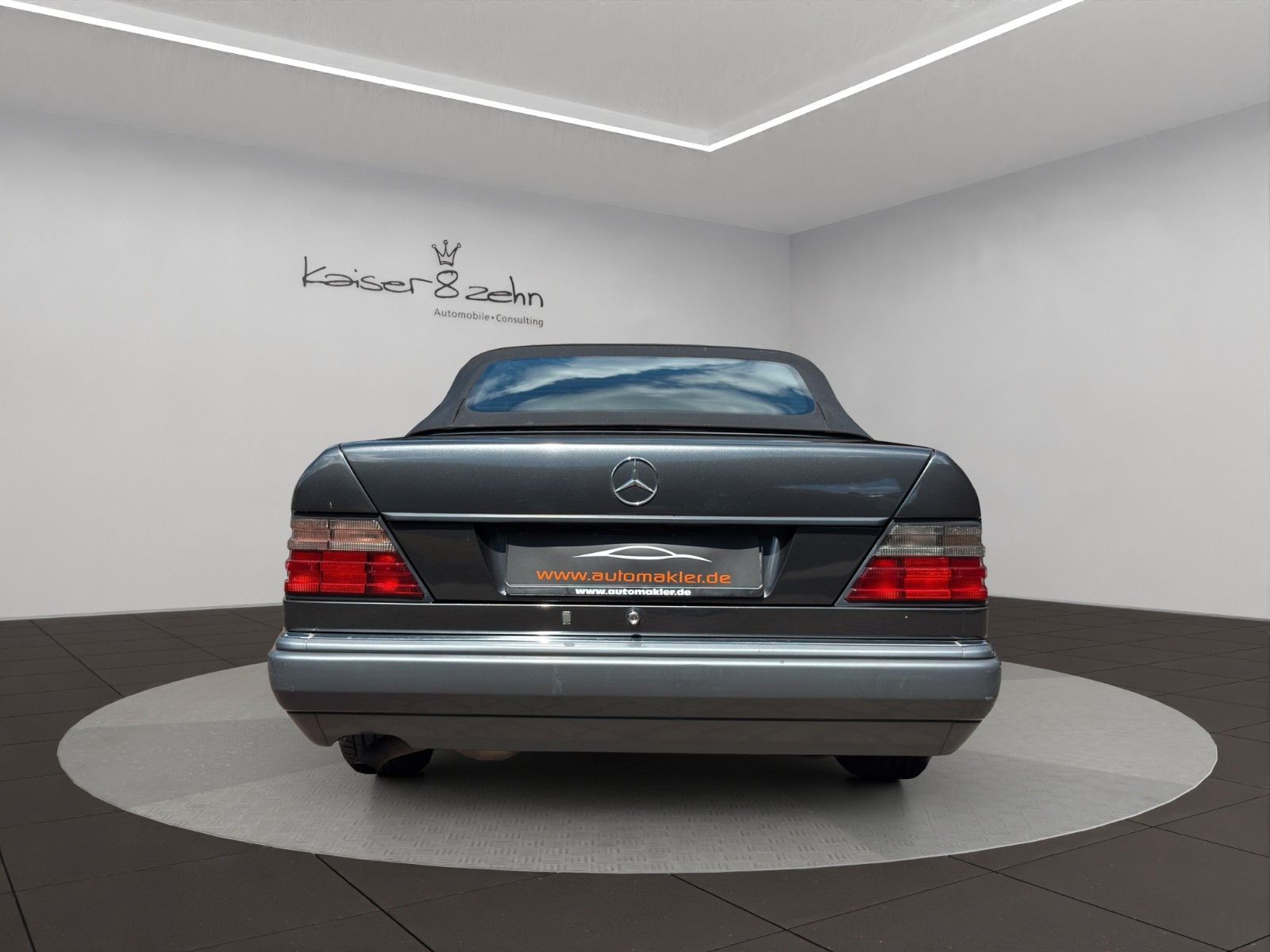 Fahrzeugabbildung Mercedes-Benz E 220 A124 *Classic Data 2+*H-Kennzeichen*
