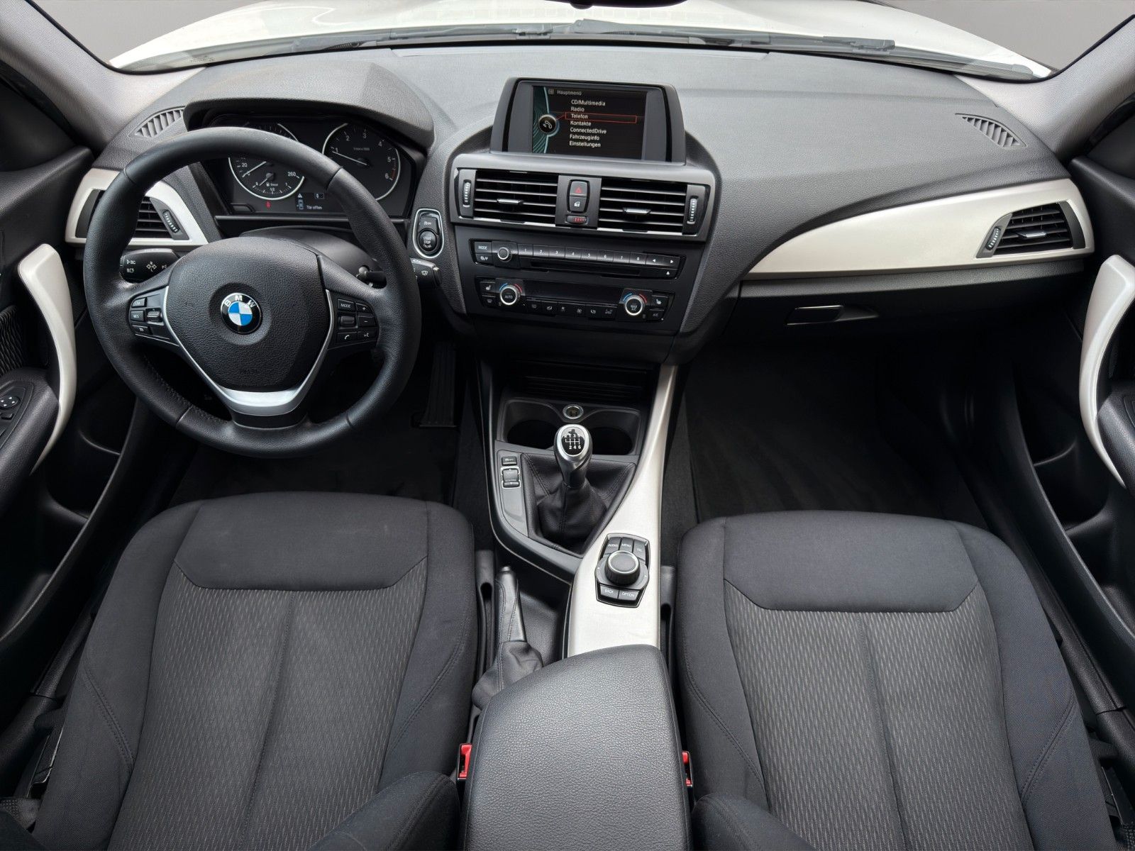 Fahrzeugabbildung BMW 120d *PDC* *Bluetooth*