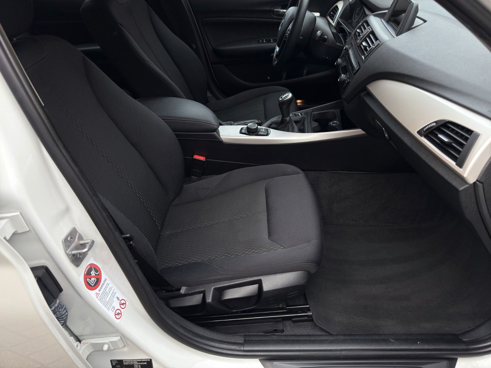 Fahrzeugabbildung BMW 120d *PDC* *Bluetooth*
