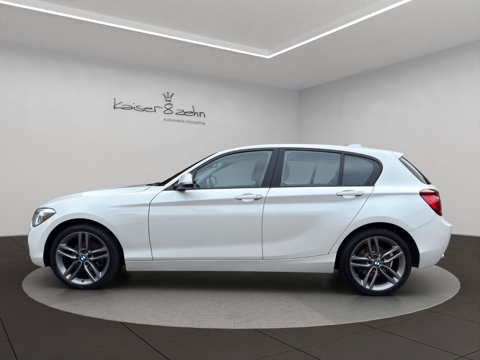 Fahrzeugabbildung BMW 120d *PDC* *Bluetooth*