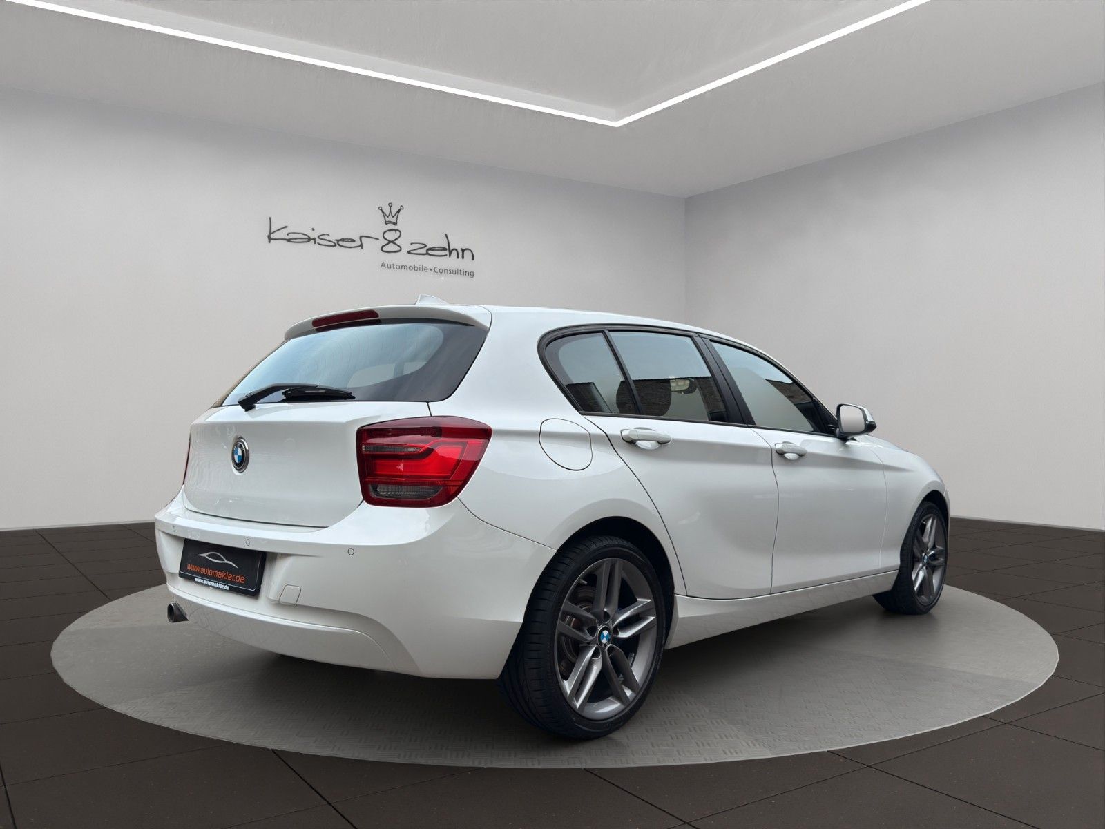 Fahrzeugabbildung BMW 120d *PDC* *Bluetooth*