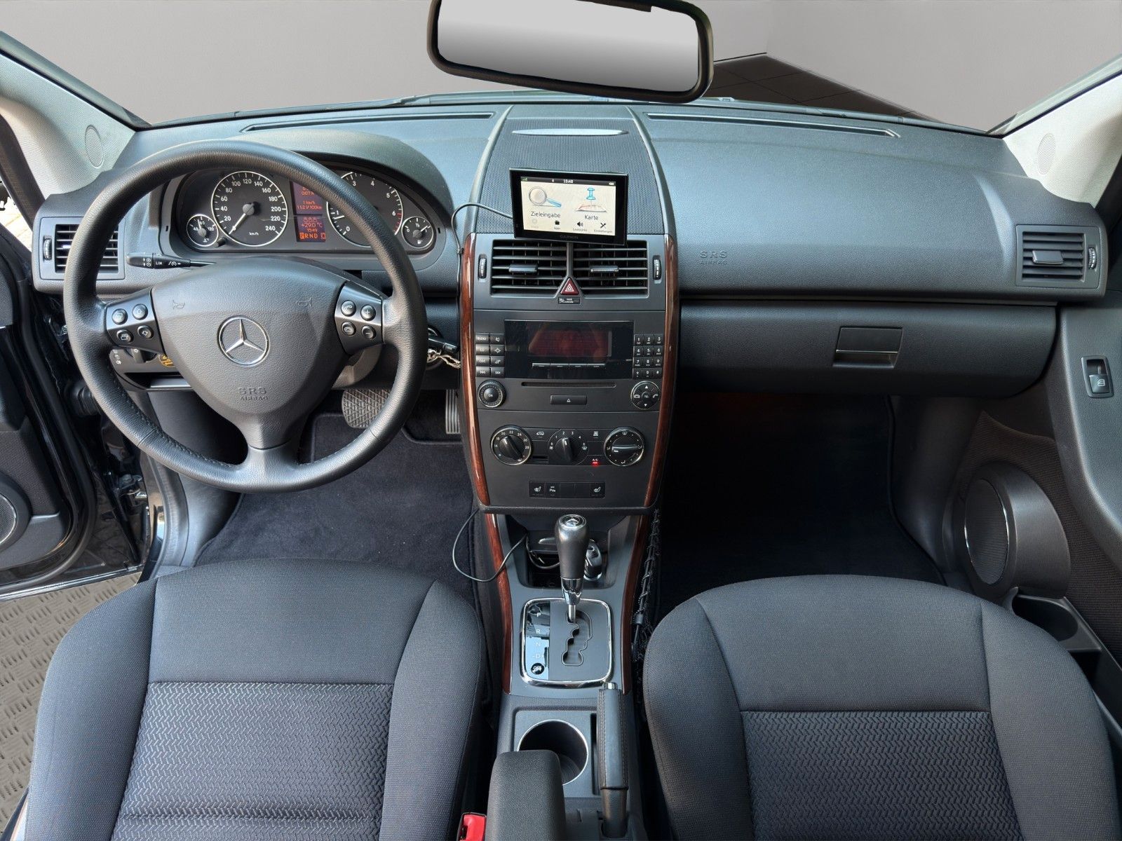 Fahrzeugabbildung Mercedes-Benz A 200 Elegance  W169 *2.Hand* *PDC*
