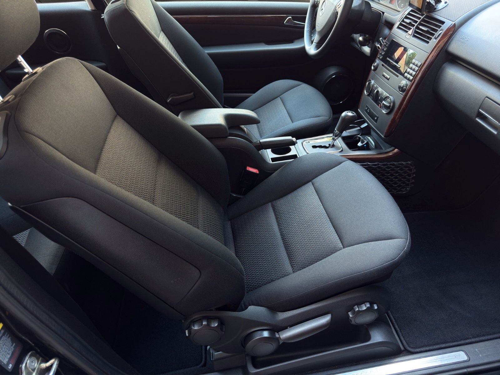 Fahrzeugabbildung Mercedes-Benz A 200 Elegance  W169 *2.Hand* *PDC*