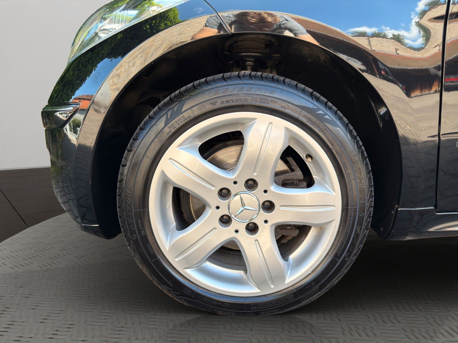 Fahrzeugabbildung Mercedes-Benz A 200 Elegance  W169 *2.Hand* *PDC*