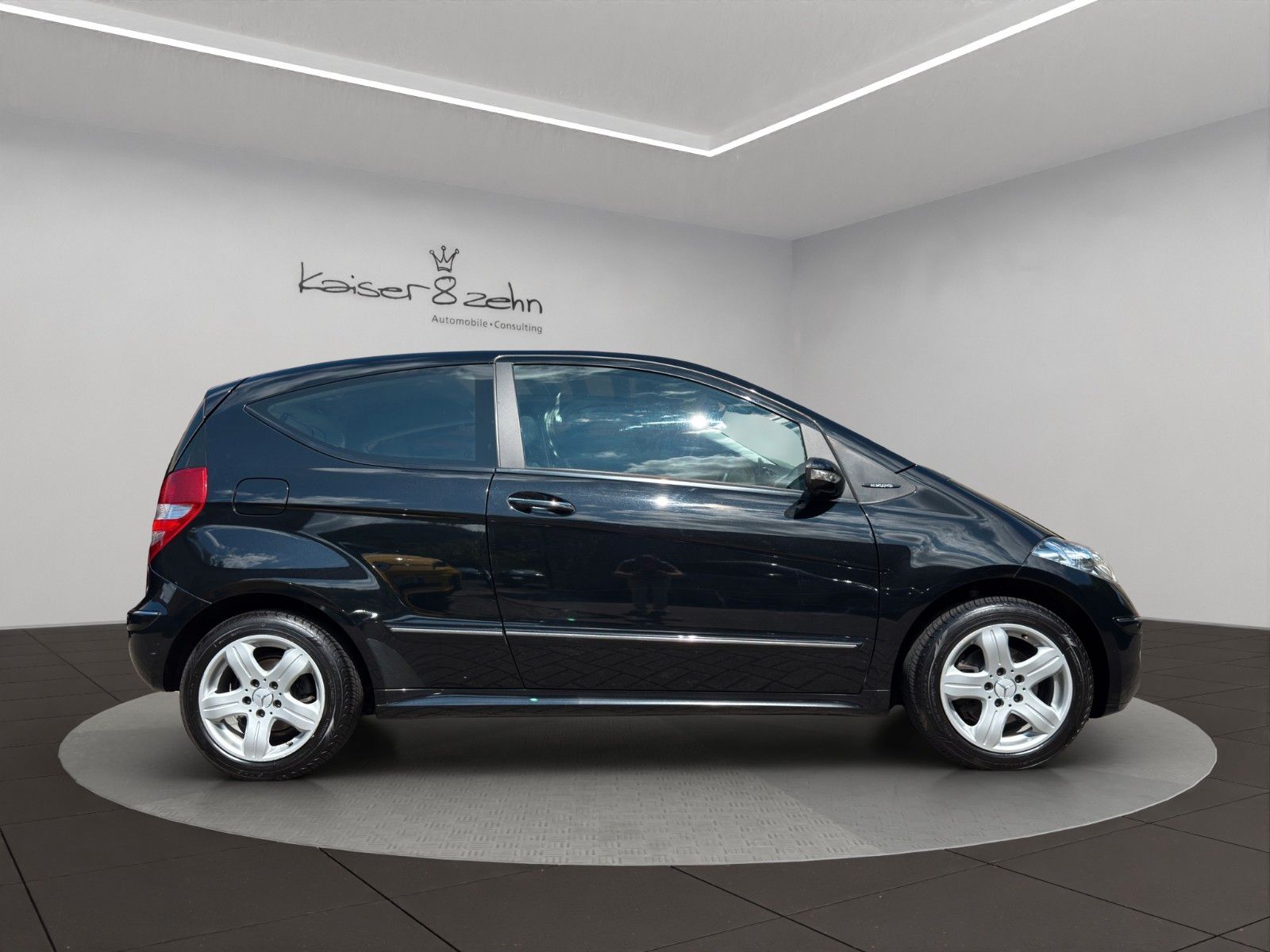 Fahrzeugabbildung Mercedes-Benz A 200 Elegance  W169 *2.Hand* *PDC*