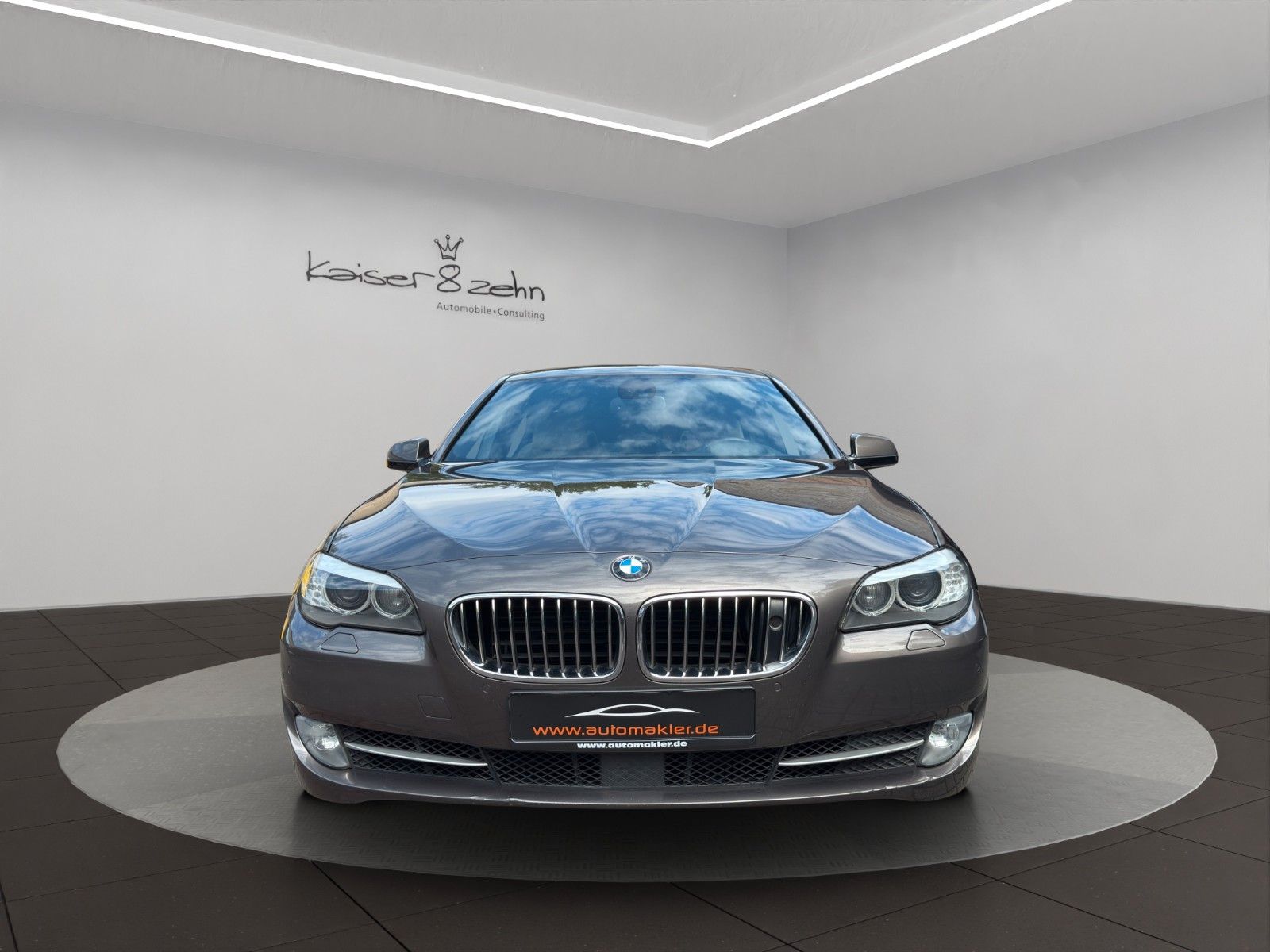 Fahrzeugabbildung BMW 550i Aut. Sport *2. Hand* *Night Vision*