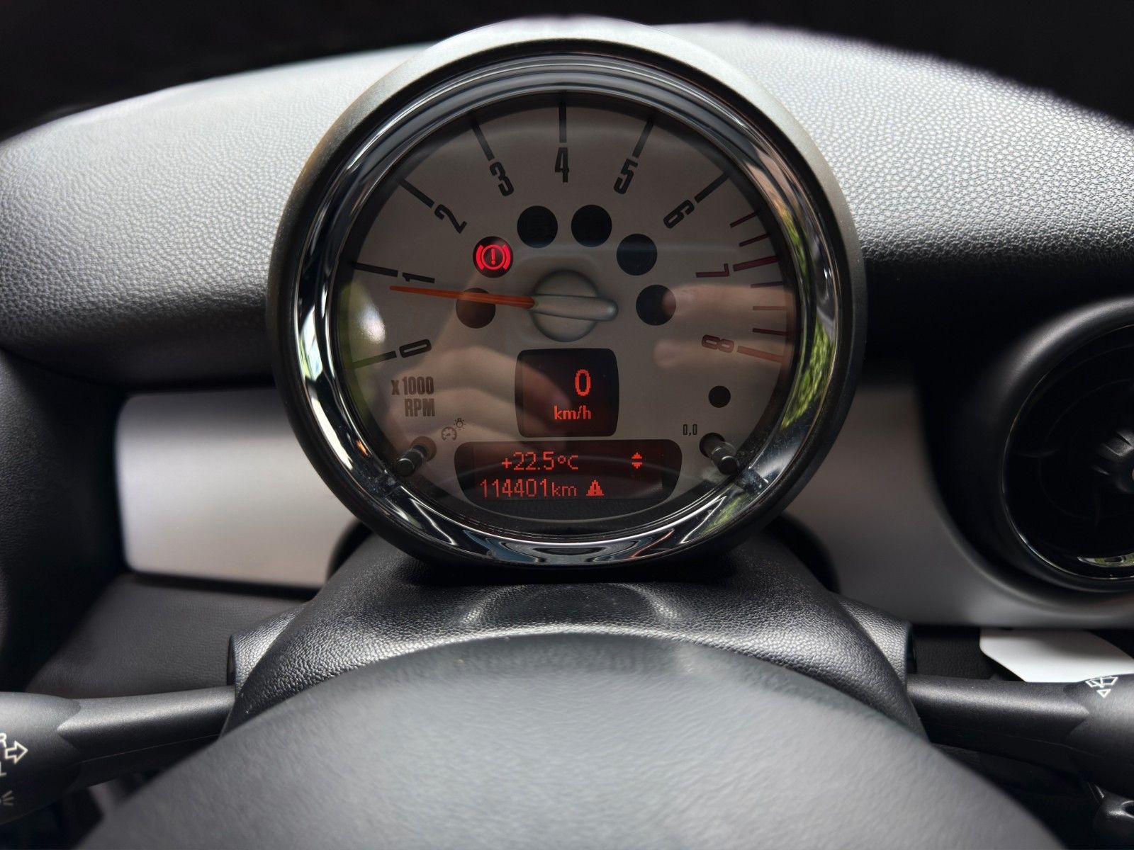 Fahrzeugabbildung MINI Cooper Coupé *Teilleder* *PDC*