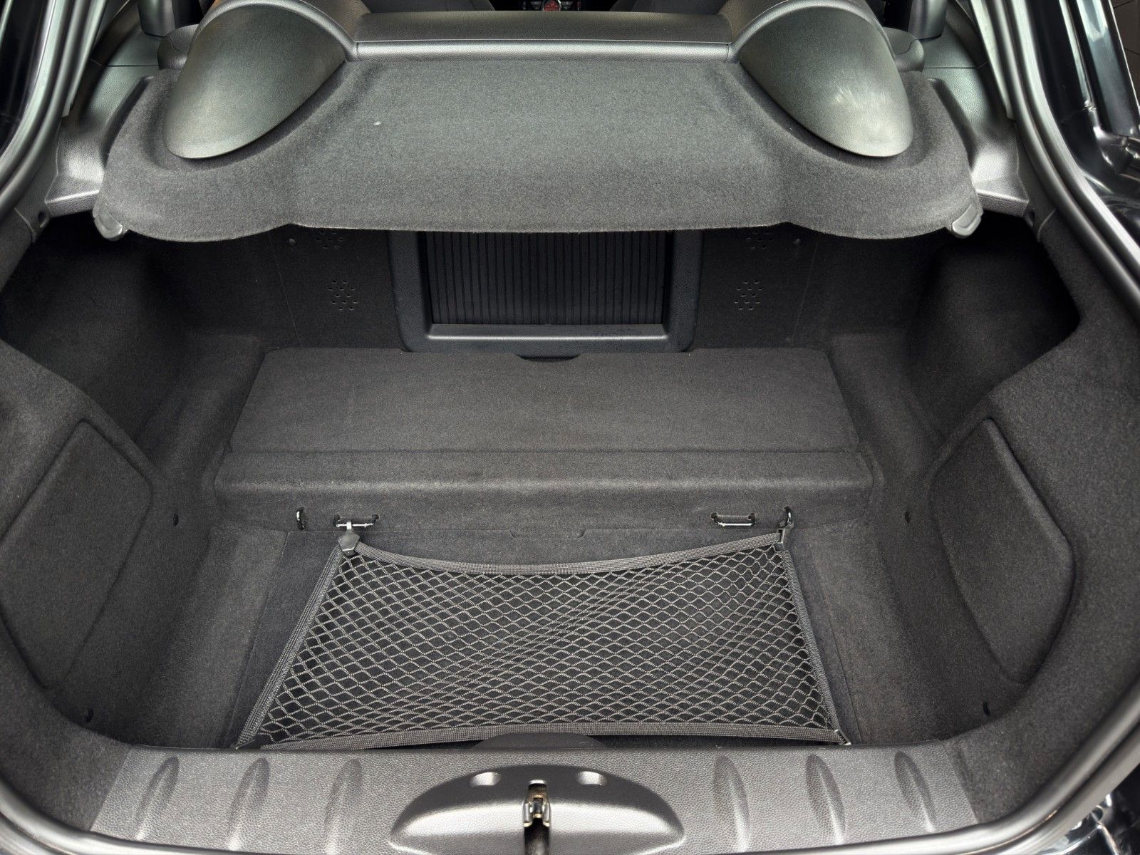 Fahrzeugabbildung MINI Cooper Coupé *Teilleder* *PDC*