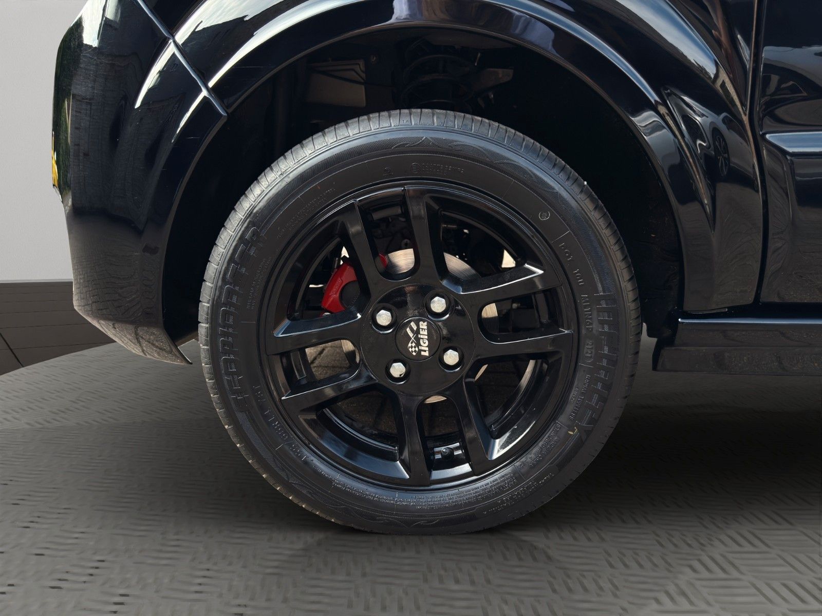 Fahrzeugabbildung Ligier MyLi I.DEAL *Bluetooth*