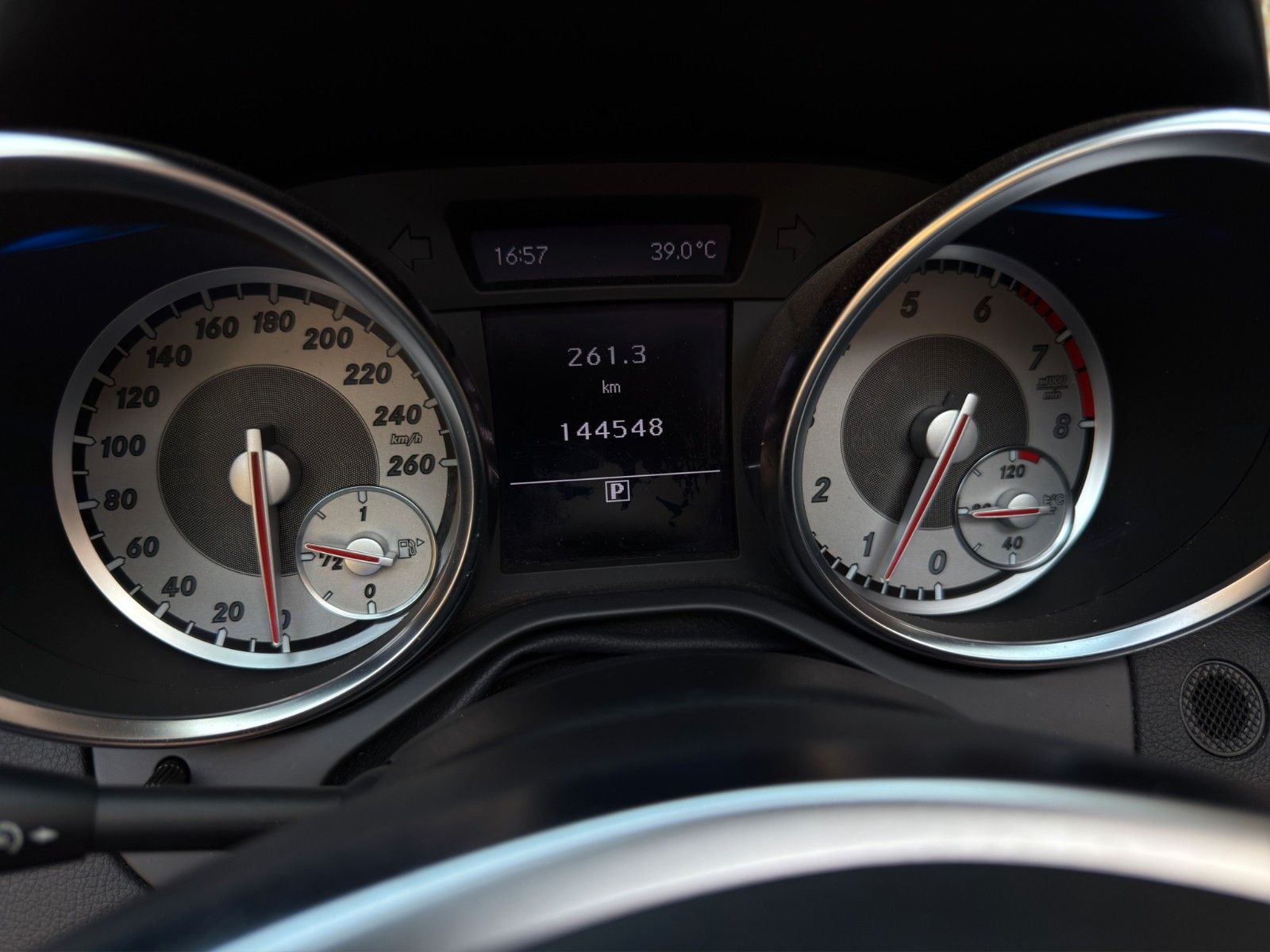 Fahrzeugabbildung Mercedes-Benz SLK 200 BlueEfficiency *Sportfahrwerk* *PDC*