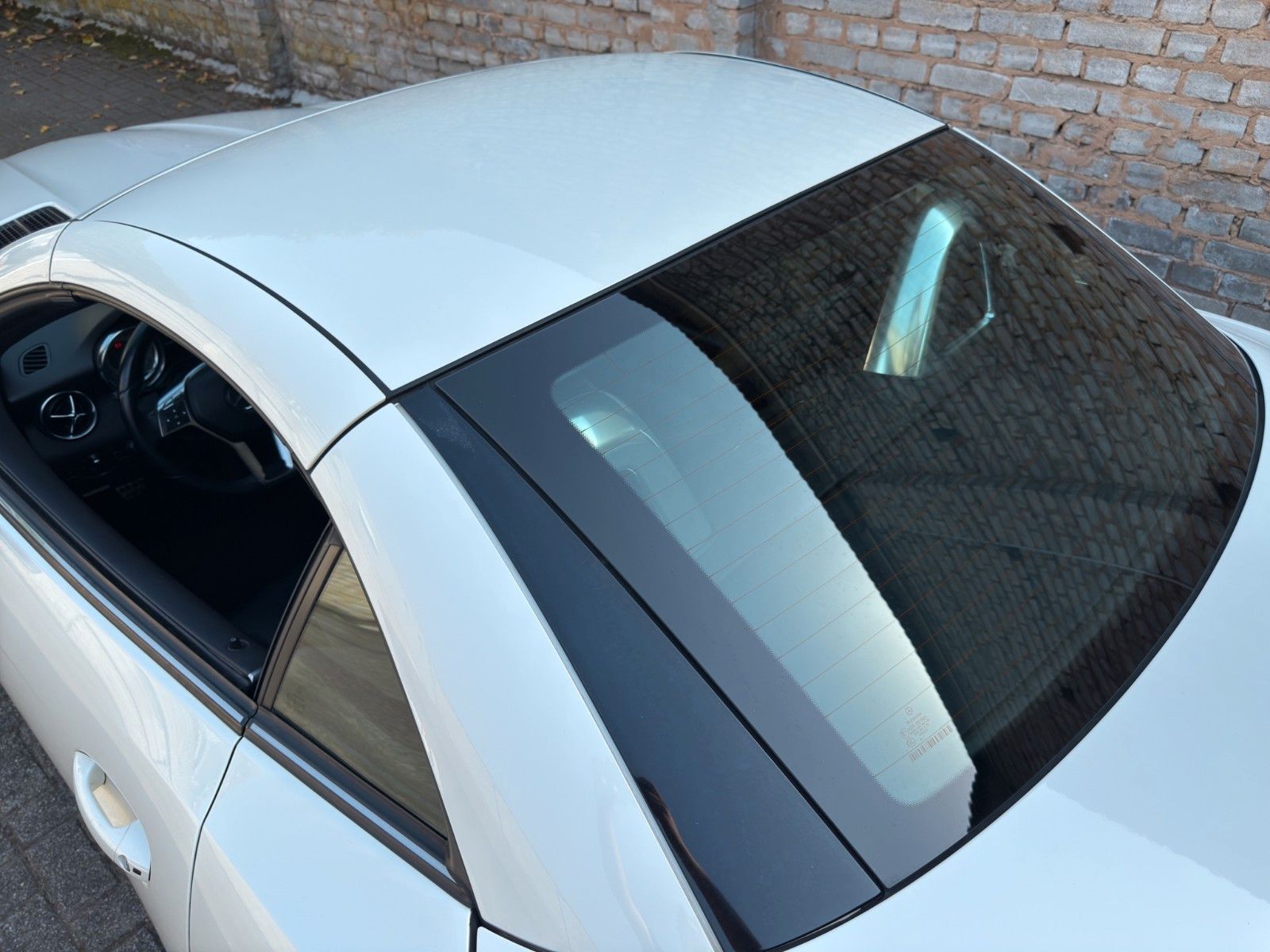Fahrzeugabbildung Mercedes-Benz SLK 200 BlueEfficiency *Sportfahrwerk* *PDC*