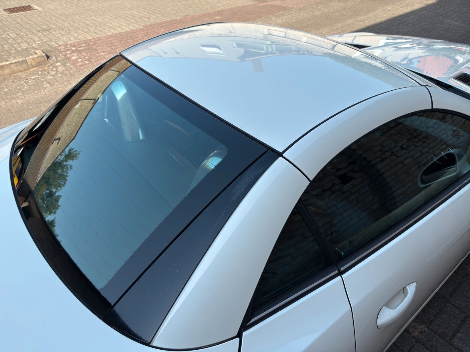 Fahrzeugabbildung Mercedes-Benz SLK 200 BlueEfficiency *Sportfahrwerk* *PDC*